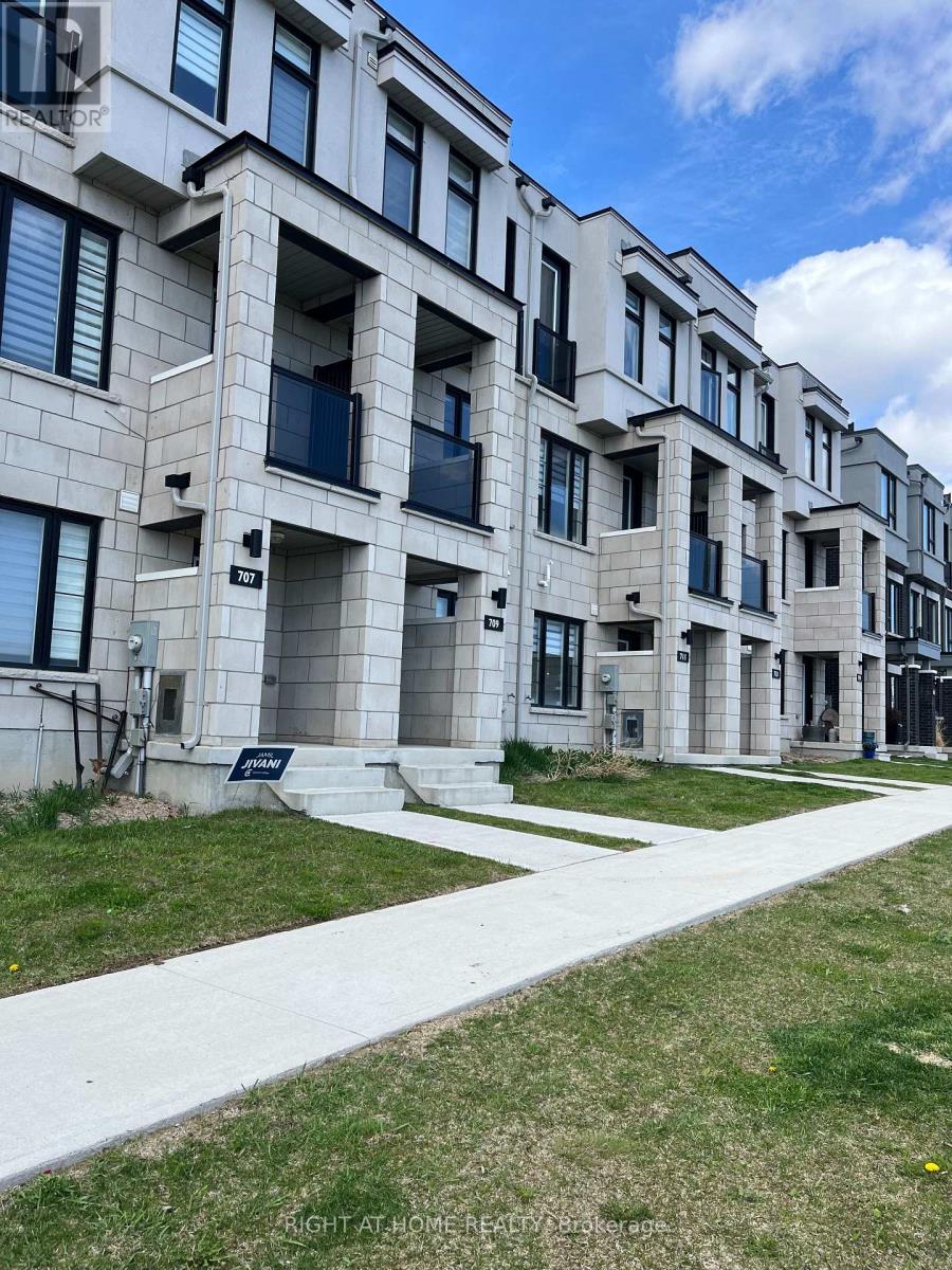 707 Port Darlington Road, Clarington, Ontario  L1C 3K3 - Photo 11 - E12849818