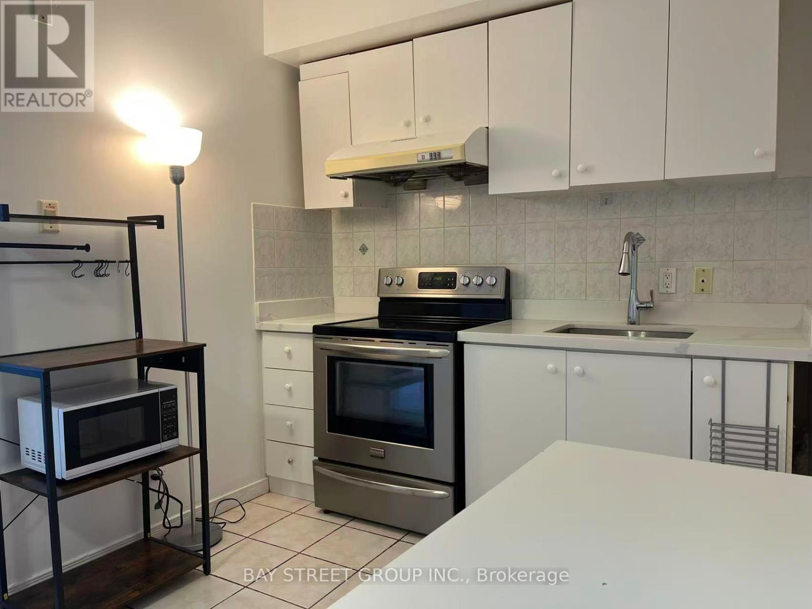 208 - 2351 Kennedy Road, Toronto, Ontario  M1T 3G9 - Photo 4 - E12849826