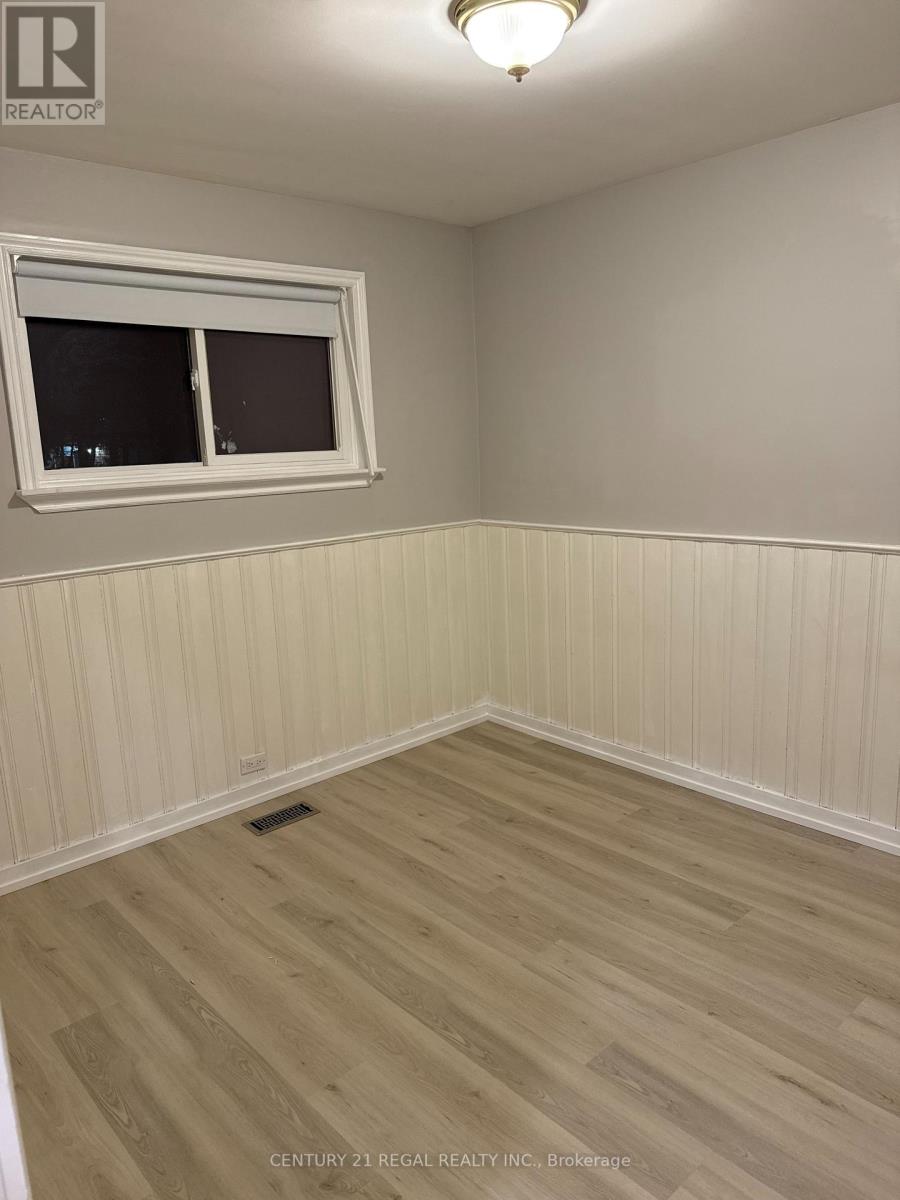 Main - 257 Silverbirch Drive, Newmarket, Ontario  L3Y 2Z6 - Photo 15 - N12793002