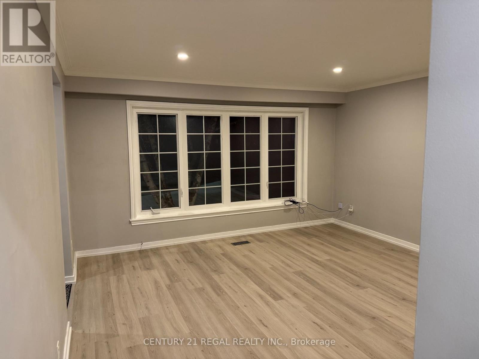 Main - 257 Silverbirch Drive, Newmarket, Ontario  L3Y 2Z6 - Photo 19 - N12793002