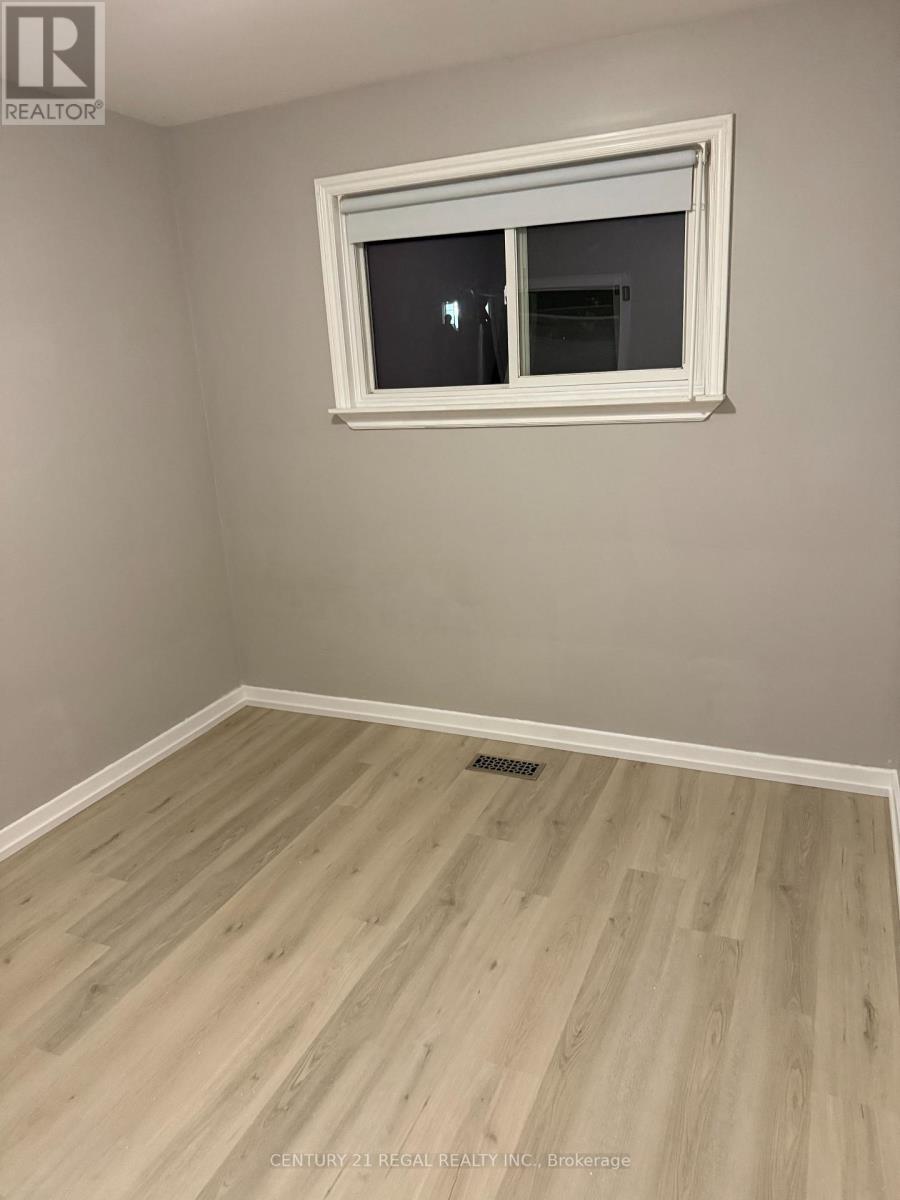 Main - 257 Silverbirch Drive, Newmarket, Ontario  L3Y 2Z6 - Photo 23 - N12793002