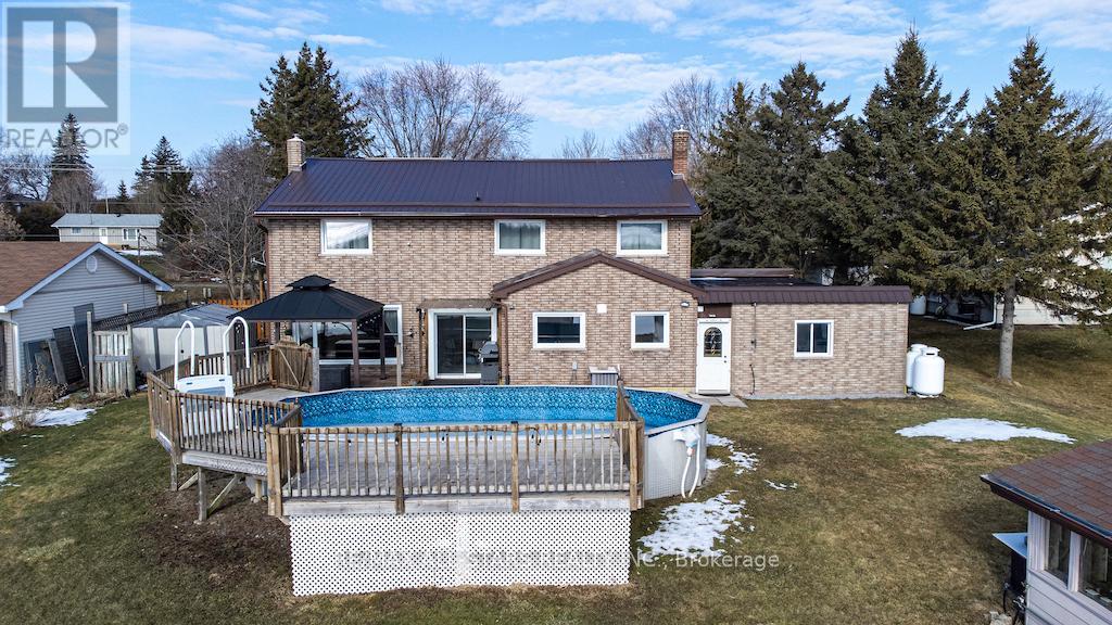 122 Fenelon Drive, Kawartha Lakes, Ontario  K0M 1G0 - Photo 40 - X12838700