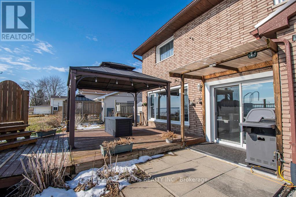 122 Fenelon Drive, Kawartha Lakes, Ontario  K0M 1G0 - Photo 36 - X12838700