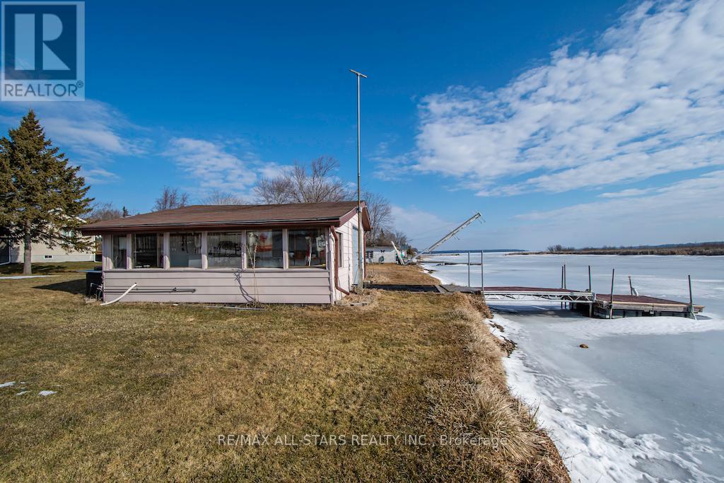 122 Fenelon Drive, Kawartha Lakes, Ontario  K0M 1G0 - Photo 33 - X12838700