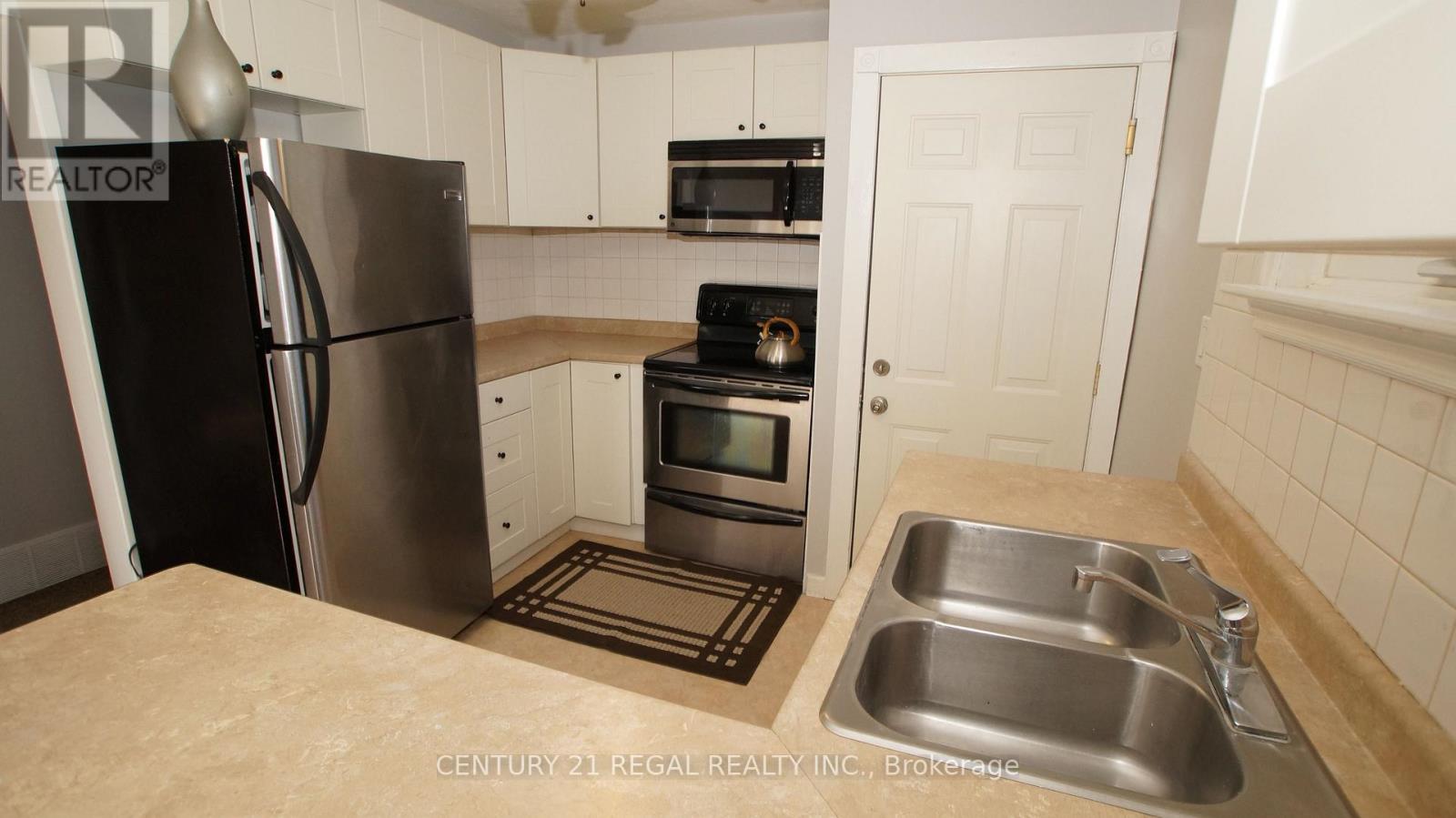 Main - 257 Silverbirch Drive, Newmarket, Ontario  L3Y 2Z6 - Photo 4 - N12793002