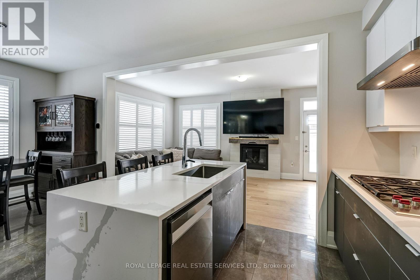 7 Cyclone Trail, Brampton, Ontario  L7A 5E8 - Photo 11 - W12845092