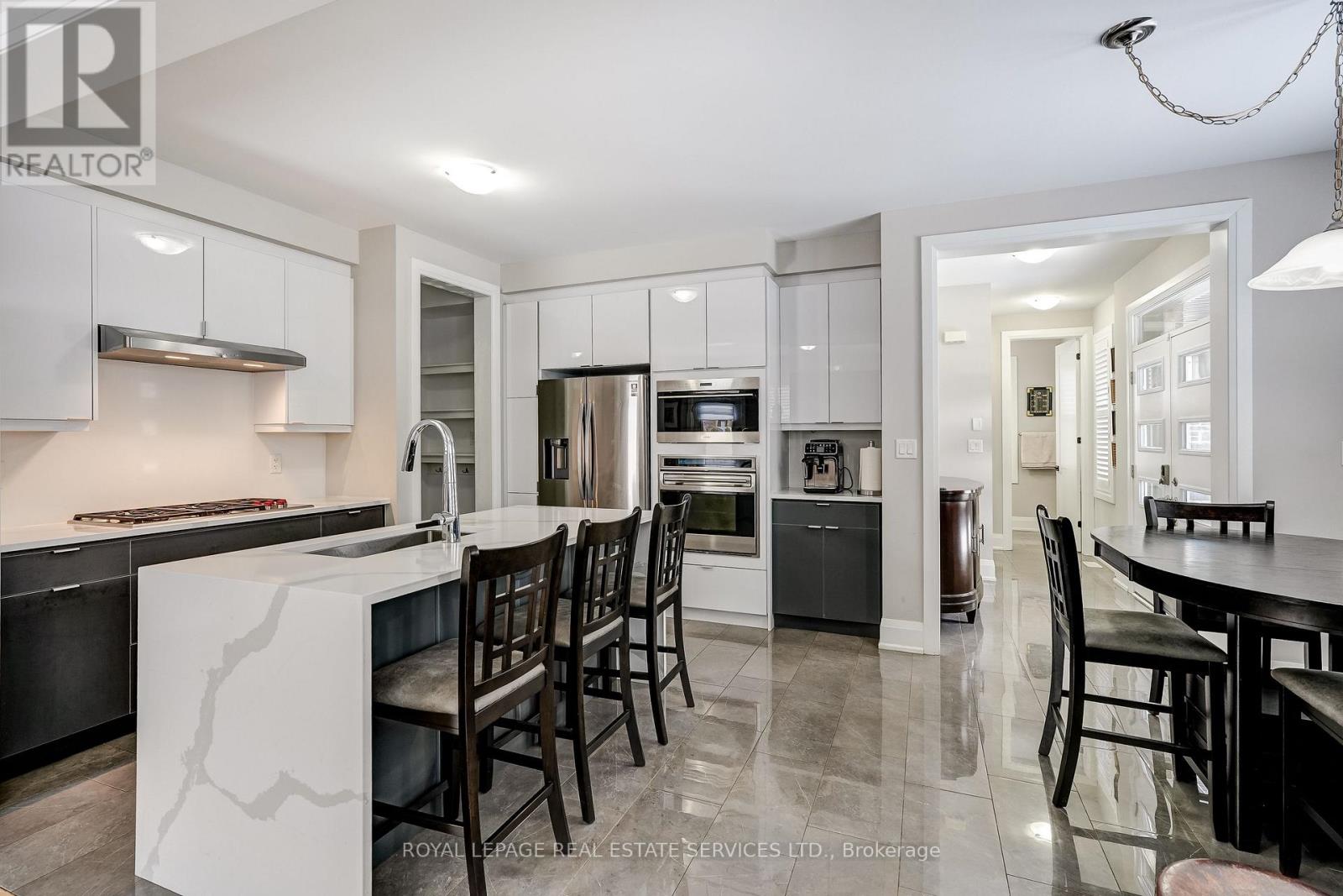 7 Cyclone Trail, Brampton, Ontario  L7A 5E8 - Photo 7 - W12845092