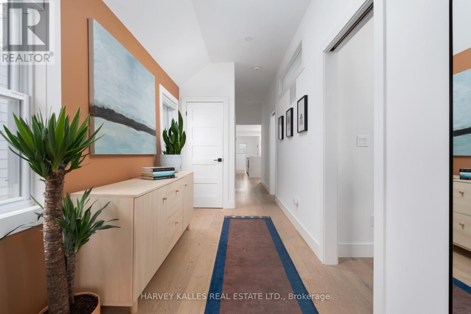 31 Elder Avenue, Toronto (Long Branch), Ontario  M8W 1S3 - Photo 7 - W12849096