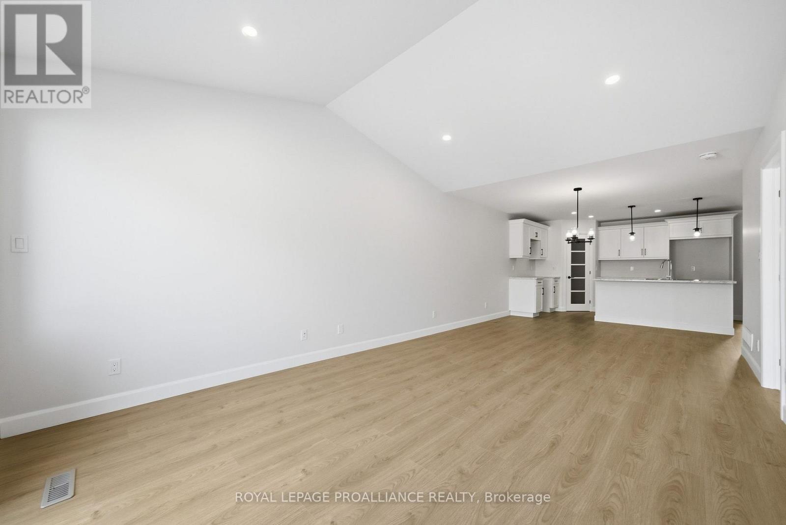 59 Sandhu Crescent, Belleville (Belleville Ward), Ontario  K8P 0G7 - Photo 14 - X12713730