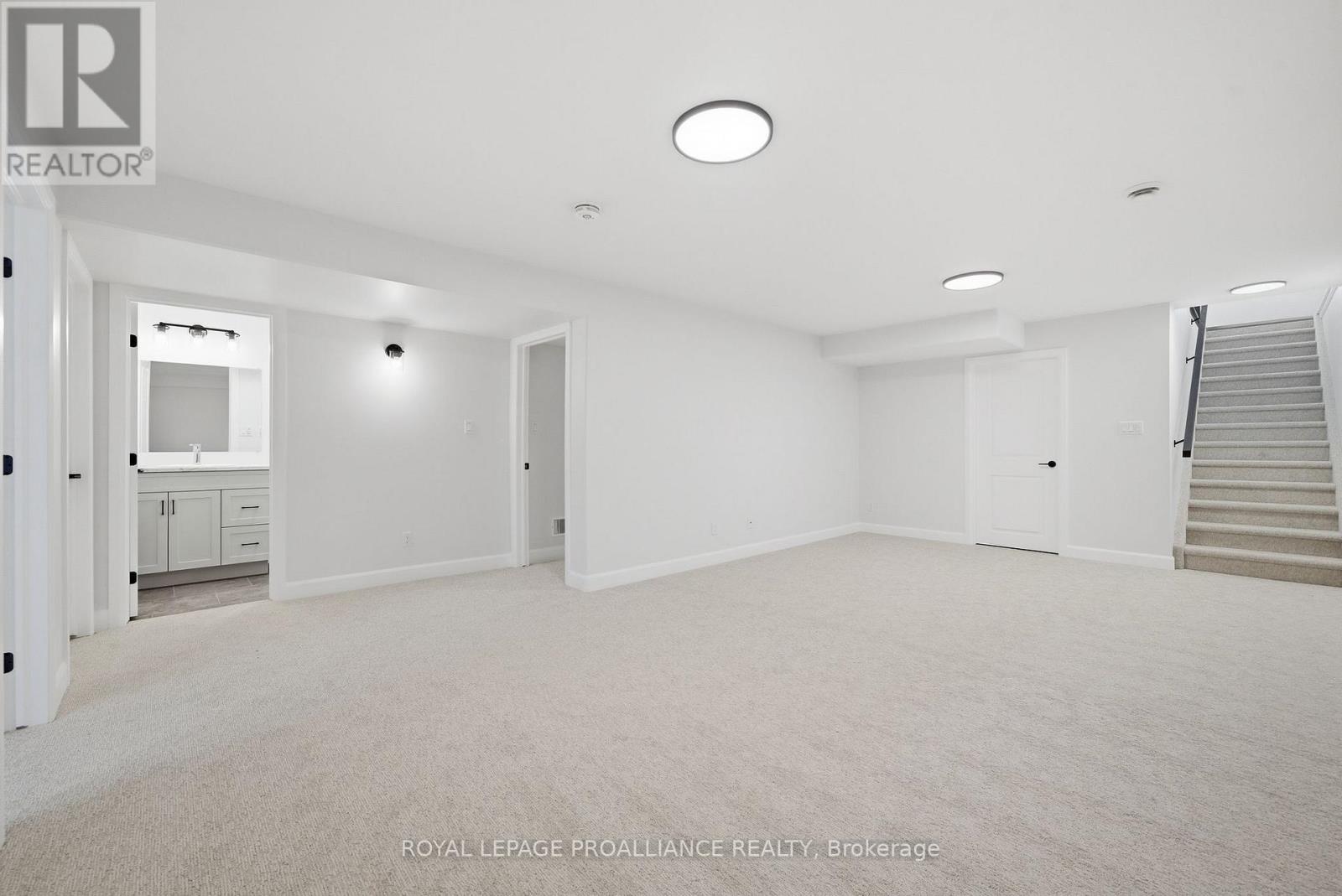 59 Sandhu Crescent, Belleville (Belleville Ward), Ontario  K8P 0G7 - Photo 26 - X12713730