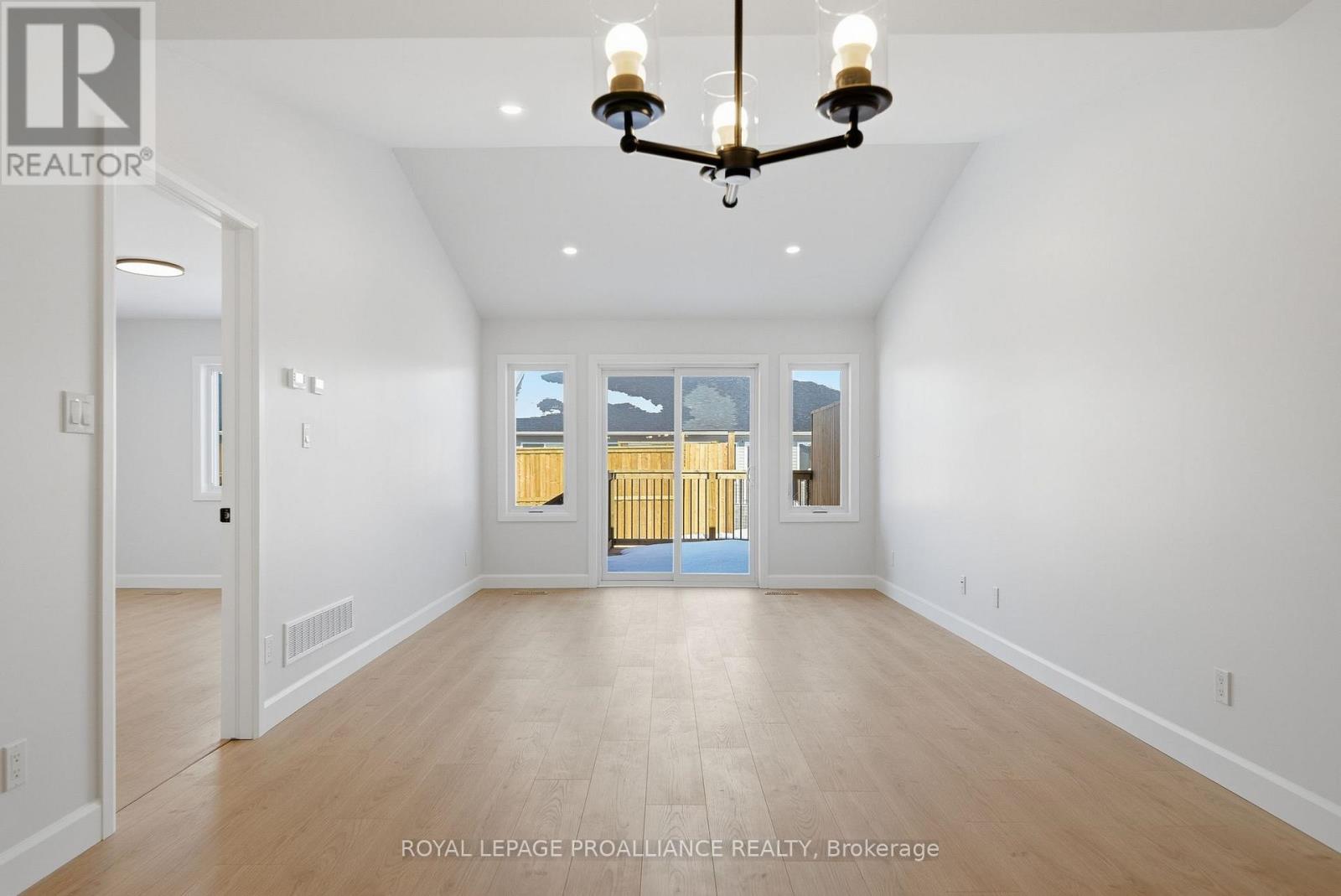 59 Sandhu Crescent, Belleville (Belleville Ward), Ontario  K8P 0G7 - Photo 16 - X12713730