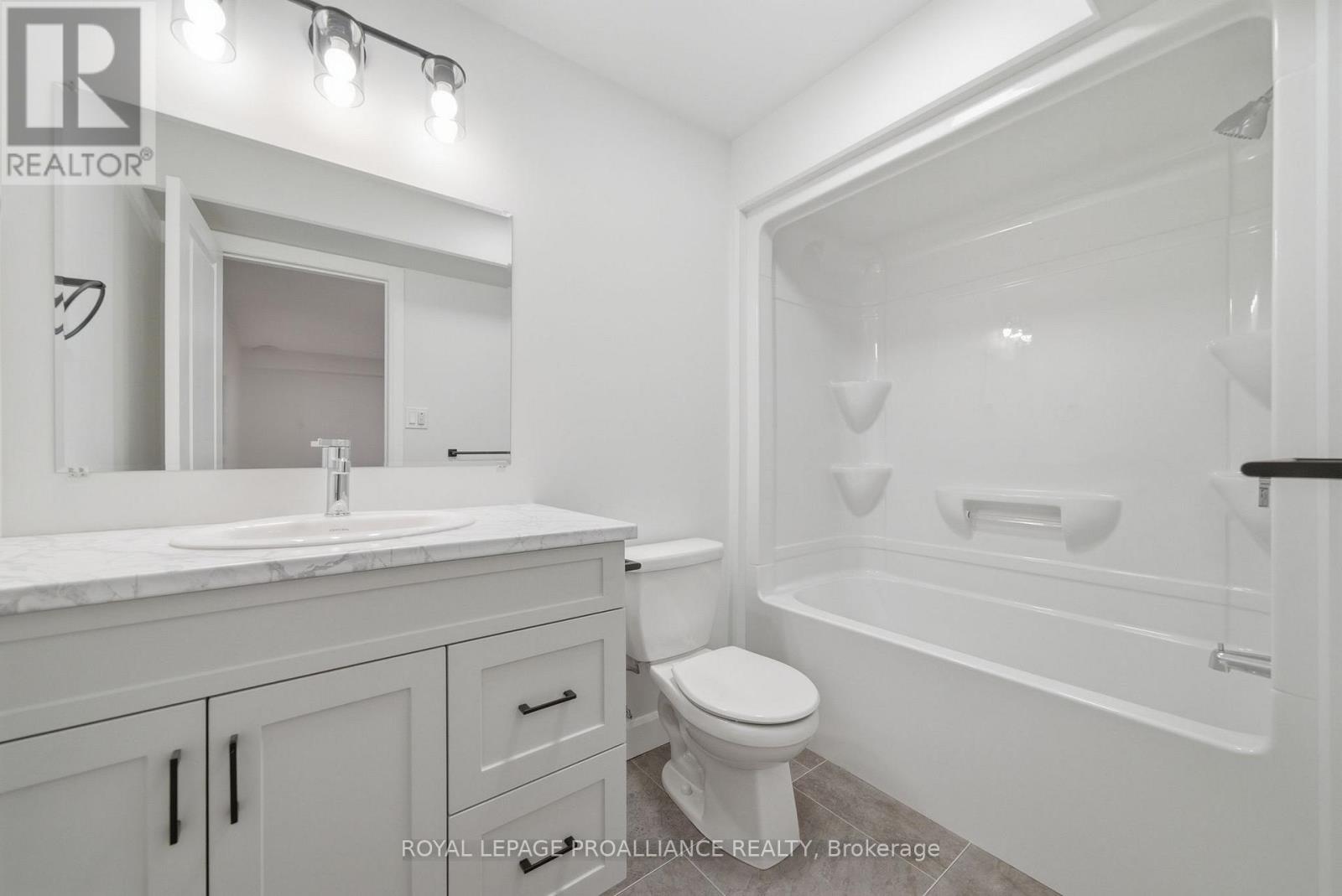 59 Sandhu Crescent, Belleville (Belleville Ward), Ontario  K8P 0G7 - Photo 30 - X12713730