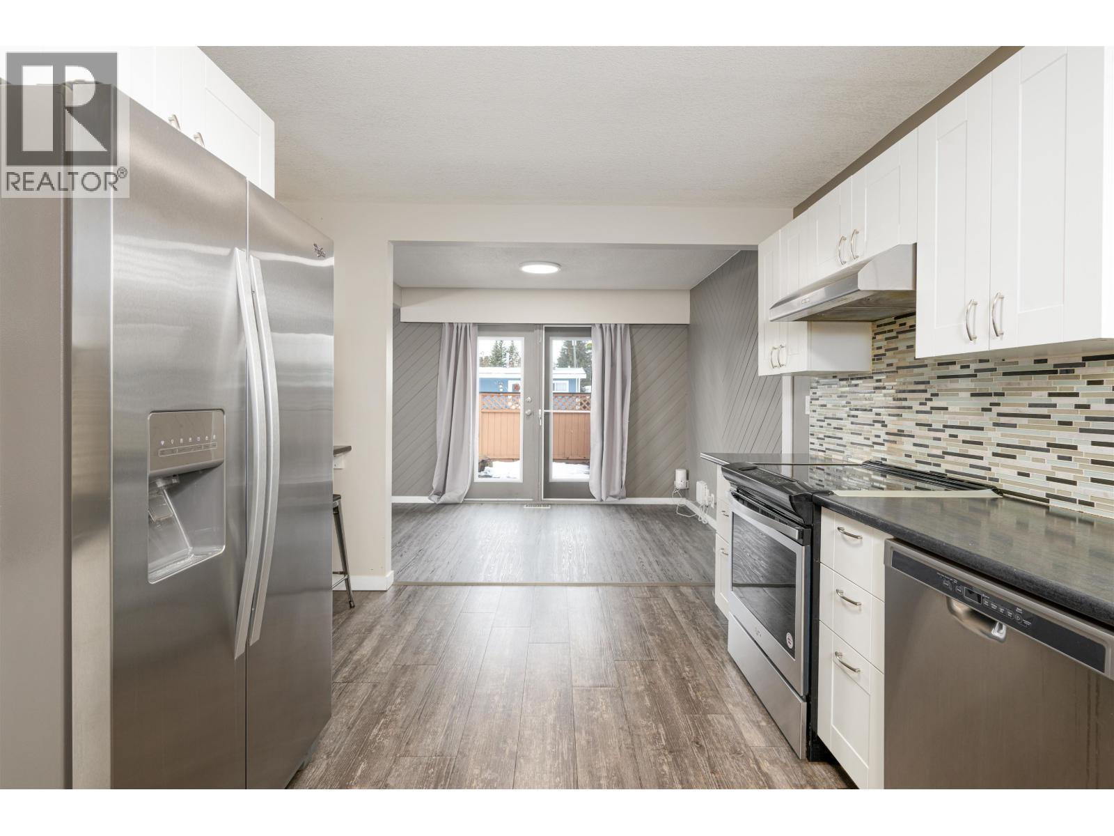 290 Kelly Street, Prince George, British Columbia  V2M 3K3 - Photo 6 - R3096535