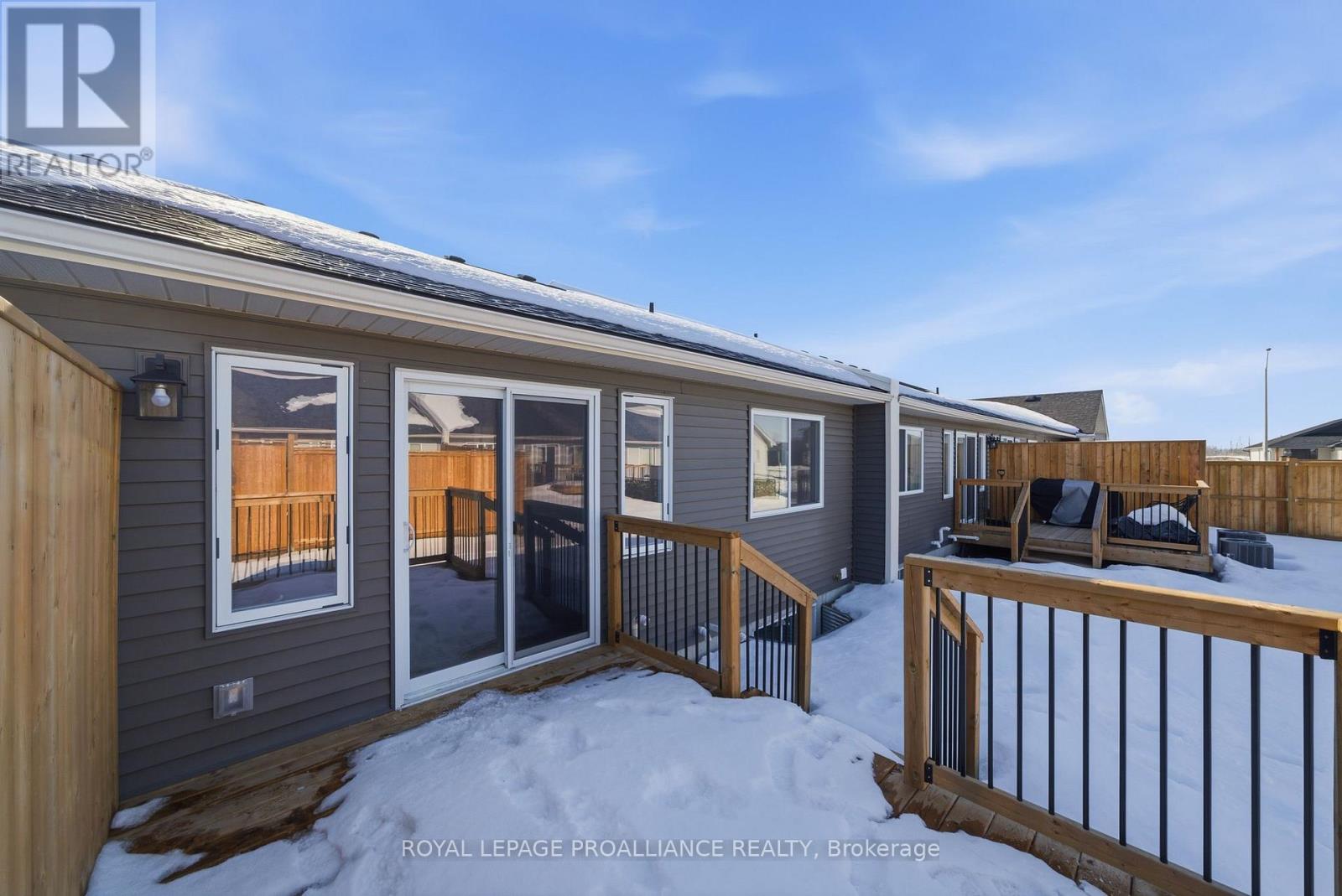 59 Sandhu Crescent, Belleville (Belleville Ward), Ontario  K8P 0G7 - Photo 34 - X12713730