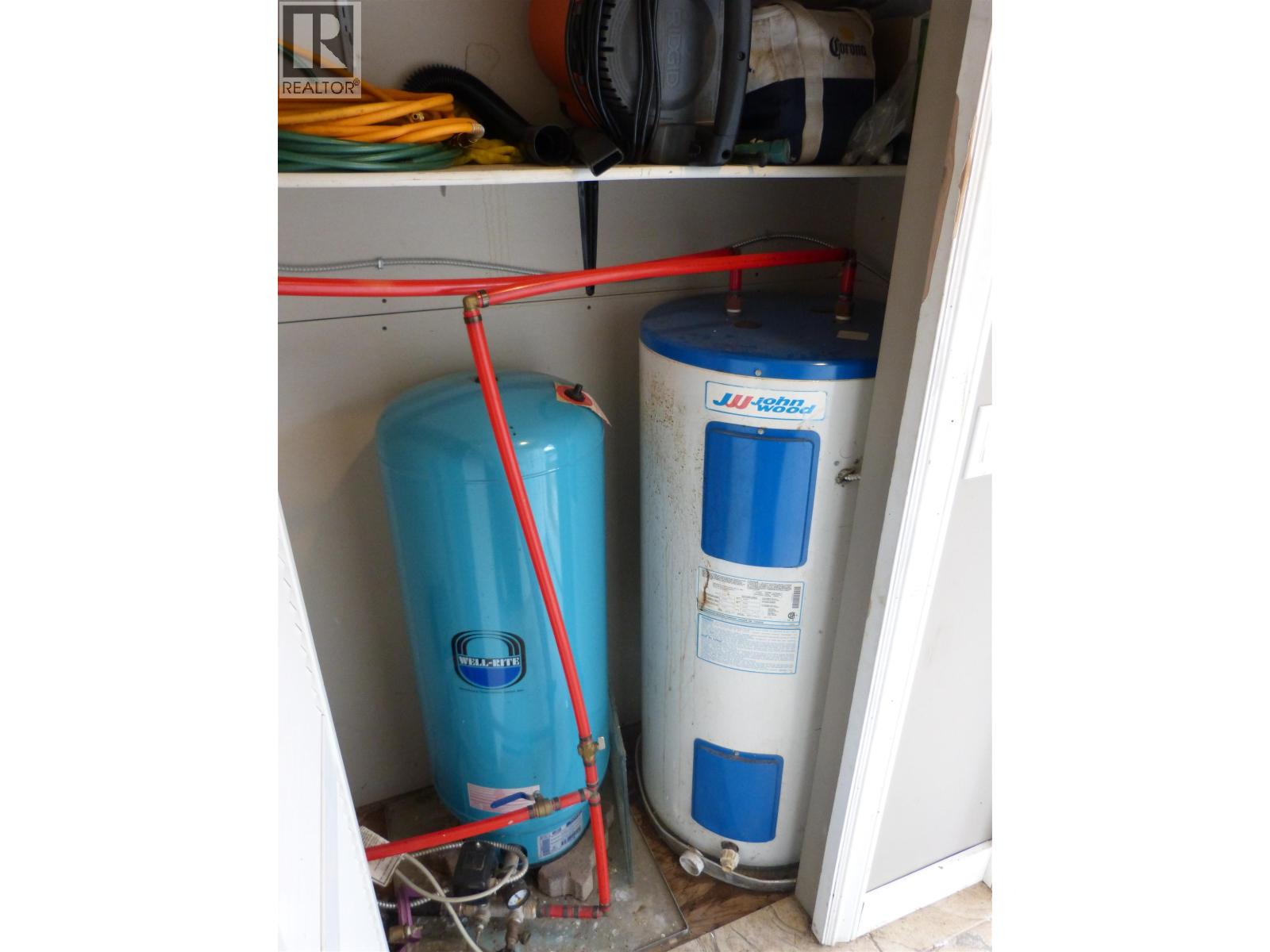 762 S Green Lake Road, 100 Mile House, British Columbia  V0K 2K2 - Photo 14 - R3096539