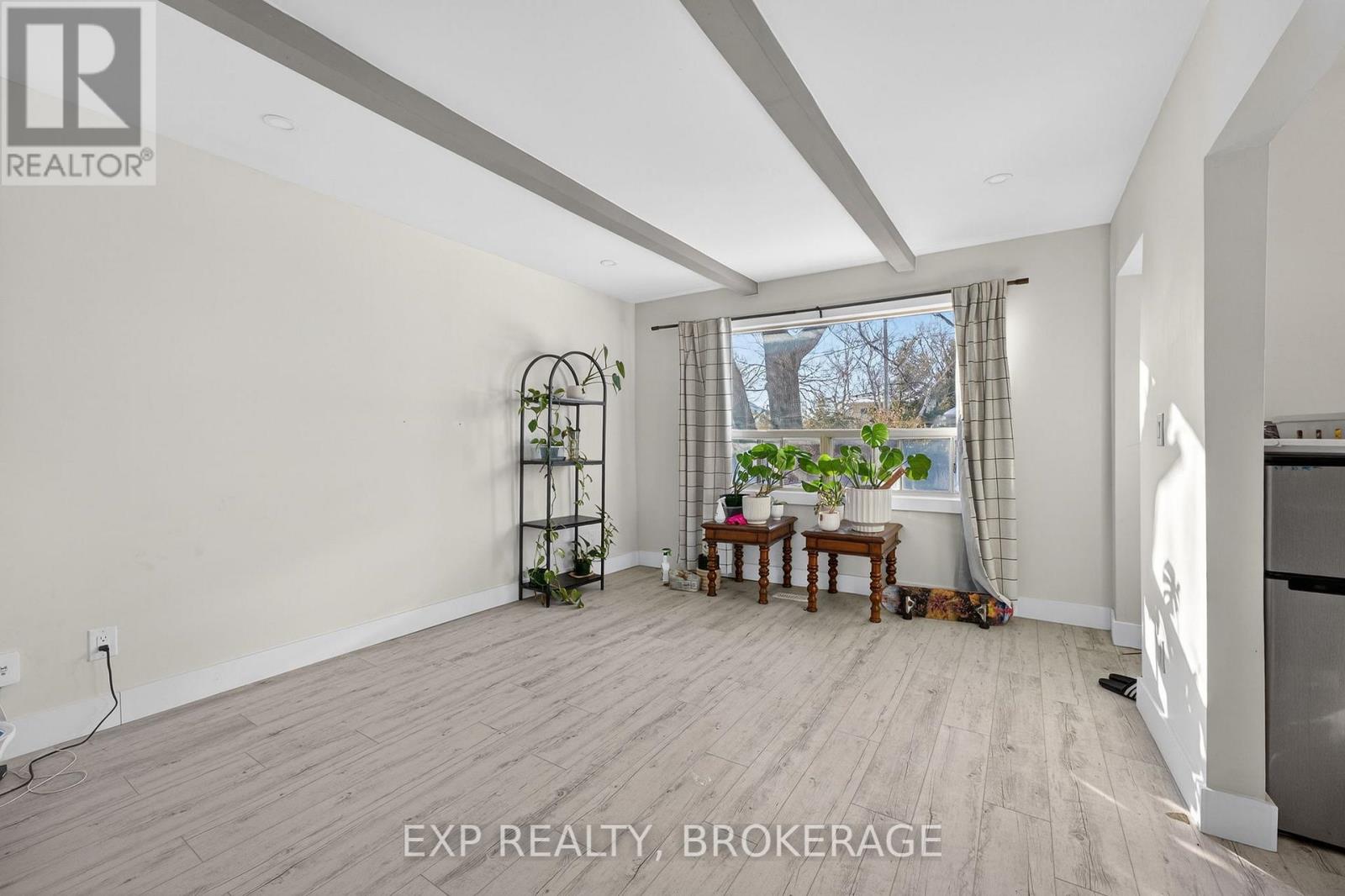 19 Scott Street, Kingston (Central City East), Ontario  K7L 1L3 - Photo 4 - X12848416