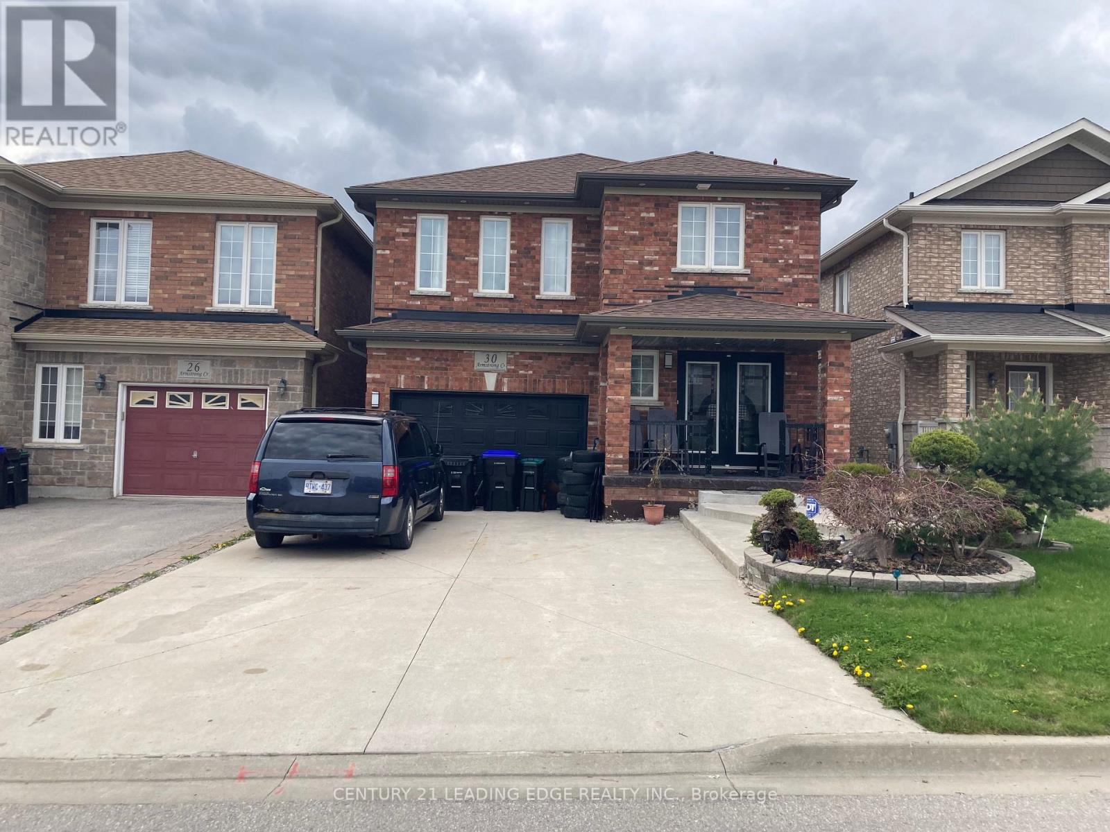 30 Armstrong Crescent, Bradford West Gwillimbury (Bradford), Ontario  L3Z 0L1 - Photo 1 - N12849782