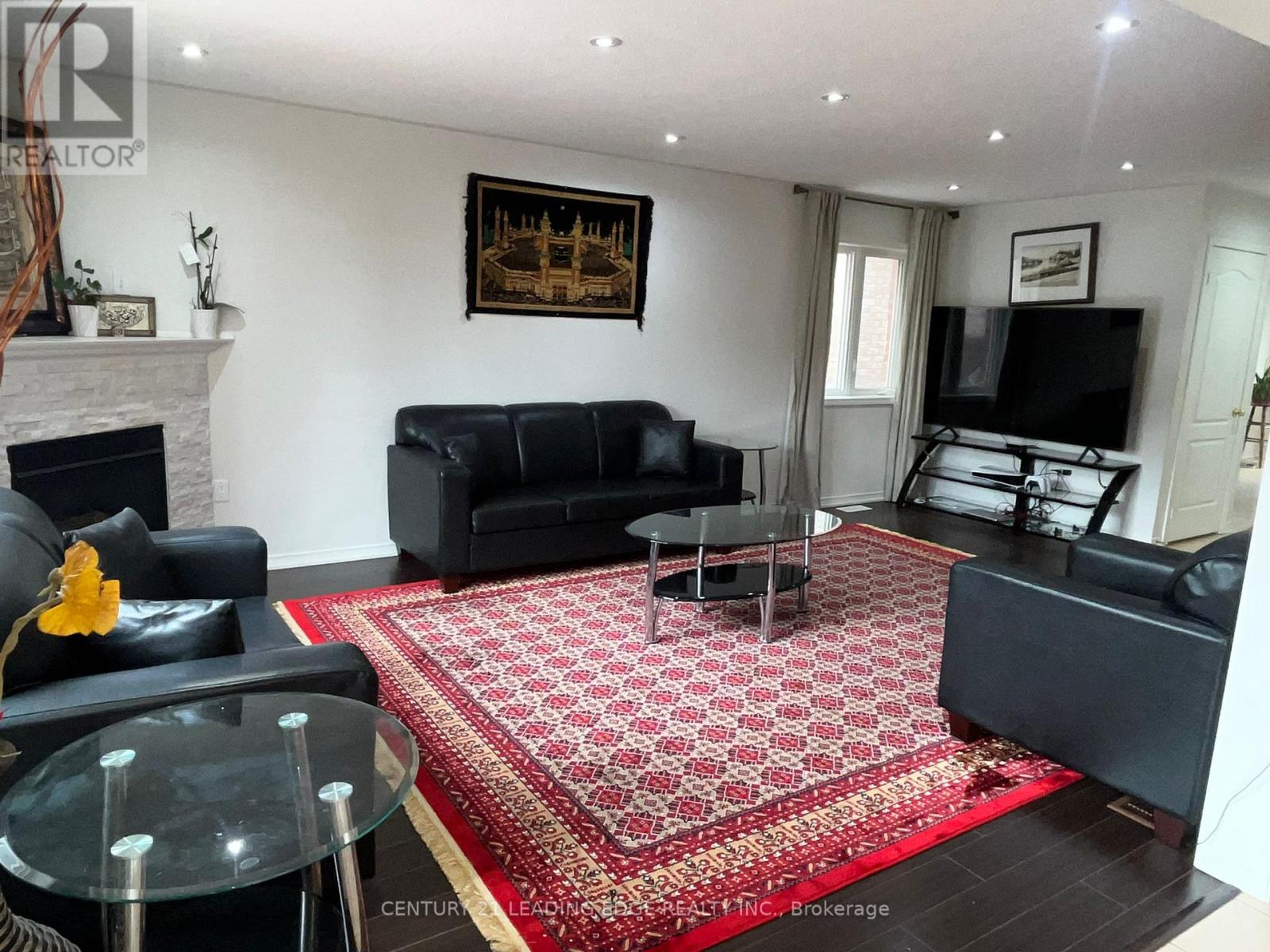 30 Armstrong Crescent, Bradford West Gwillimbury (Bradford), Ontario  L3Z 0L1 - Photo 20 - N12849782