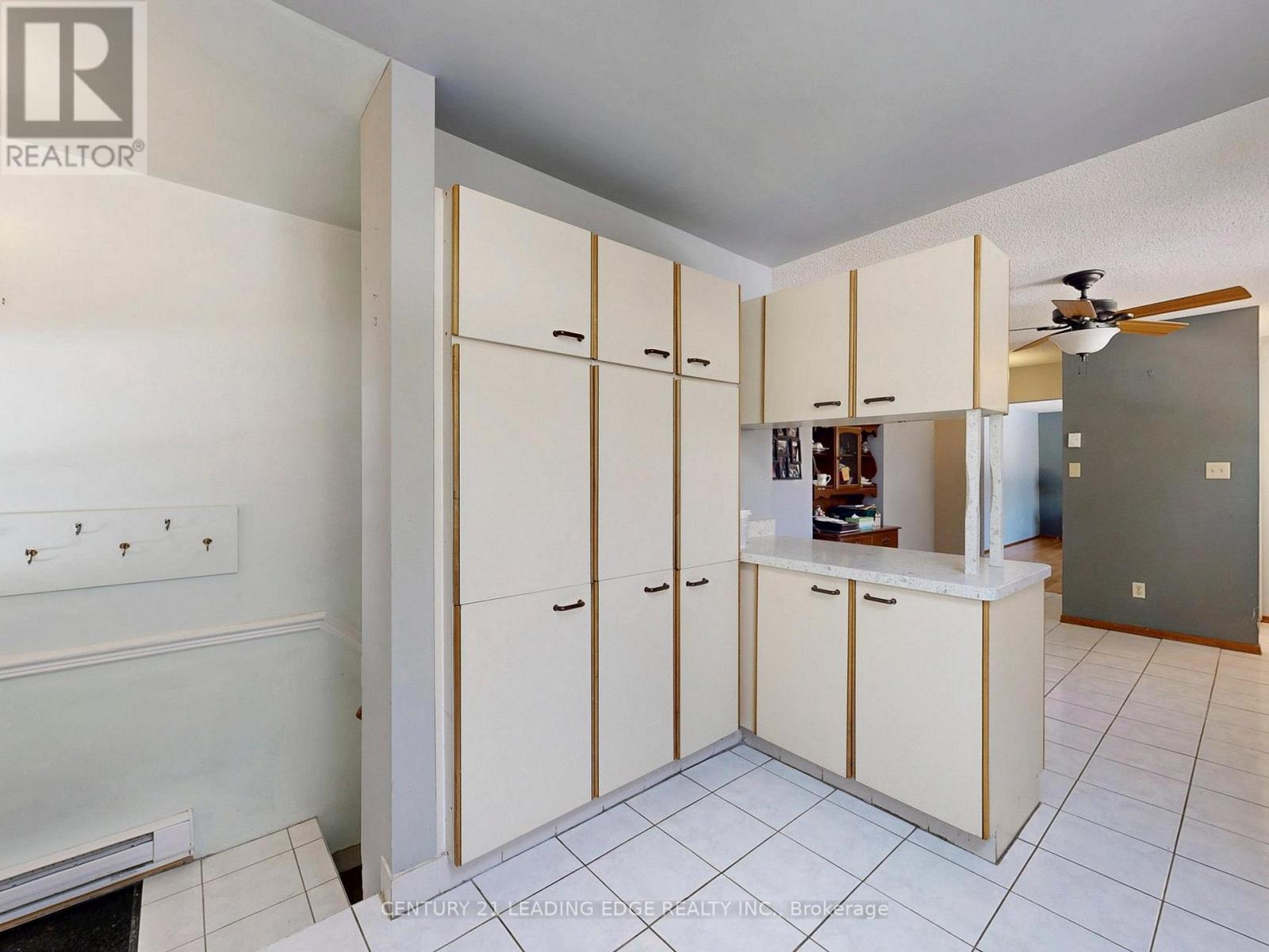 3525 Pollock Road E, Georgina, Ontario  L4P 0P6 - Photo 11 - N12849832