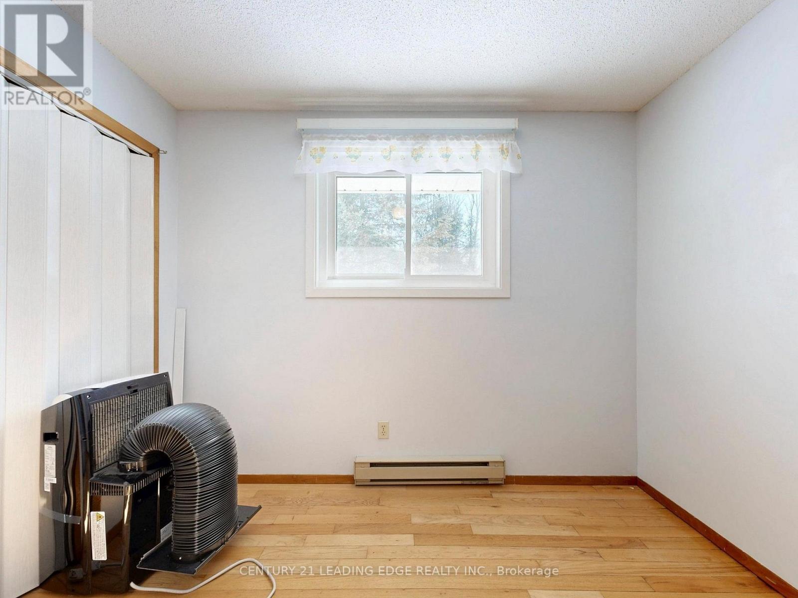 3525 Pollock Road E, Georgina, Ontario  L4P 0P6 - Photo 18 - N12849832