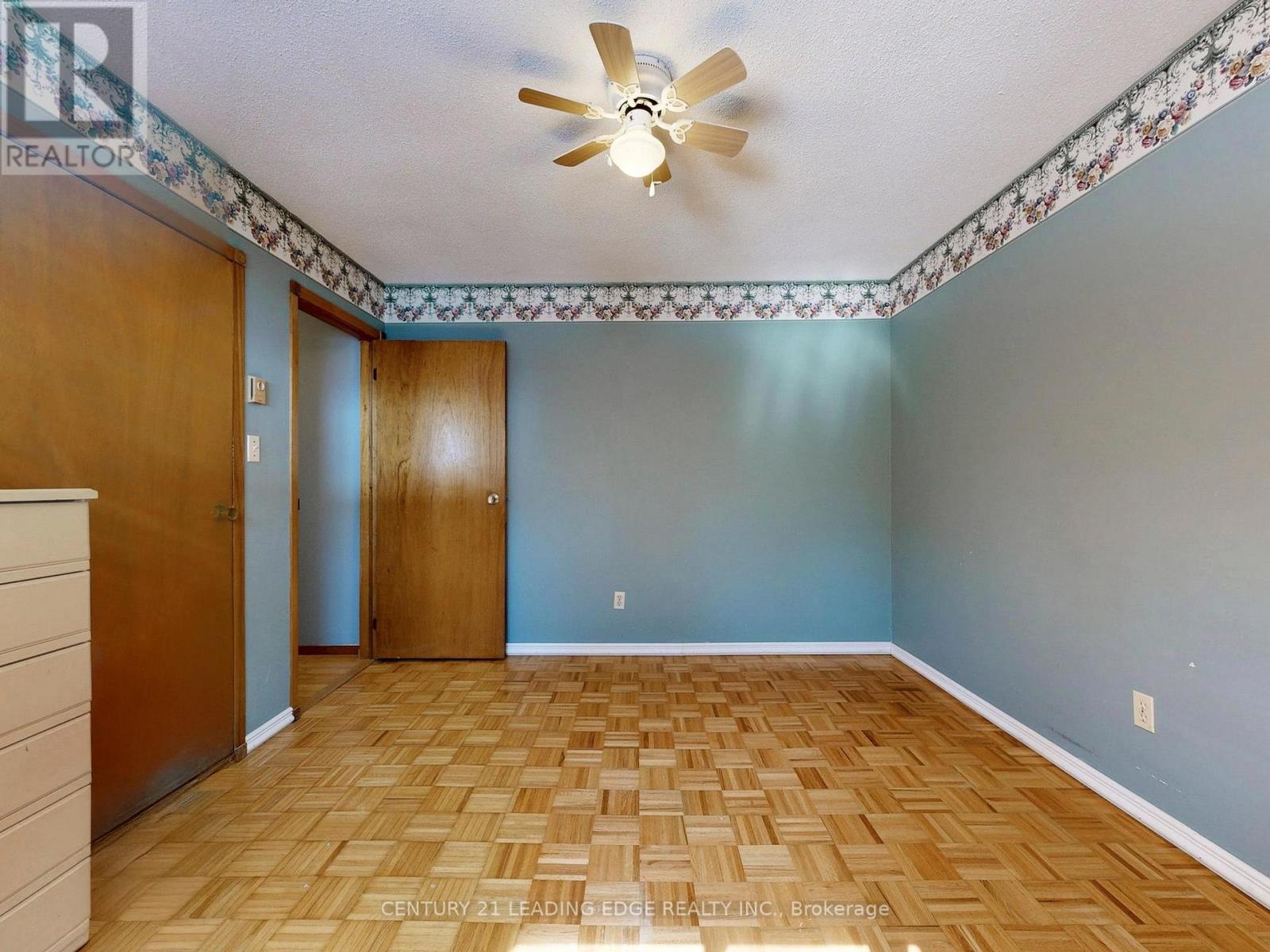 3525 Pollock Road E, Georgina, Ontario  L4P 0P6 - Photo 21 - N12849832