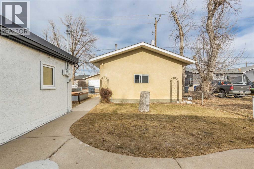 150 11 Street Ne, Medicine Hat, Alberta  T1A 5T1 - Photo 42 - A2283170