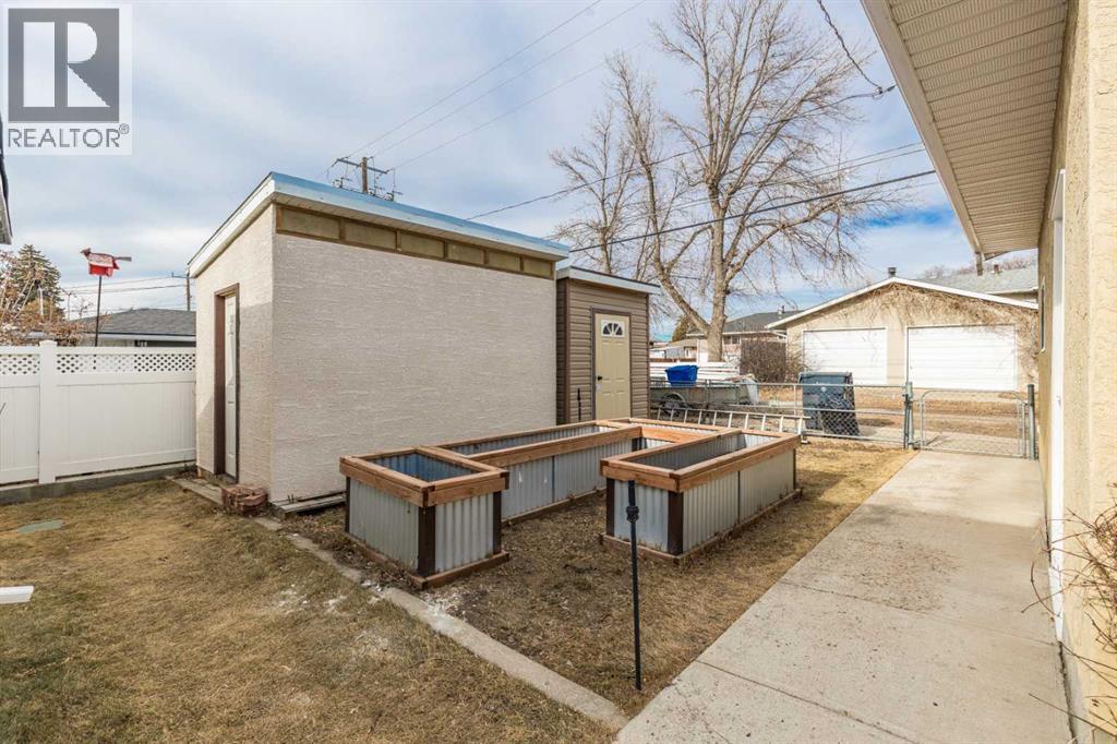 150 11 Street Ne, Medicine Hat, Alberta  T1A 5T1 - Photo 41 - A2283170