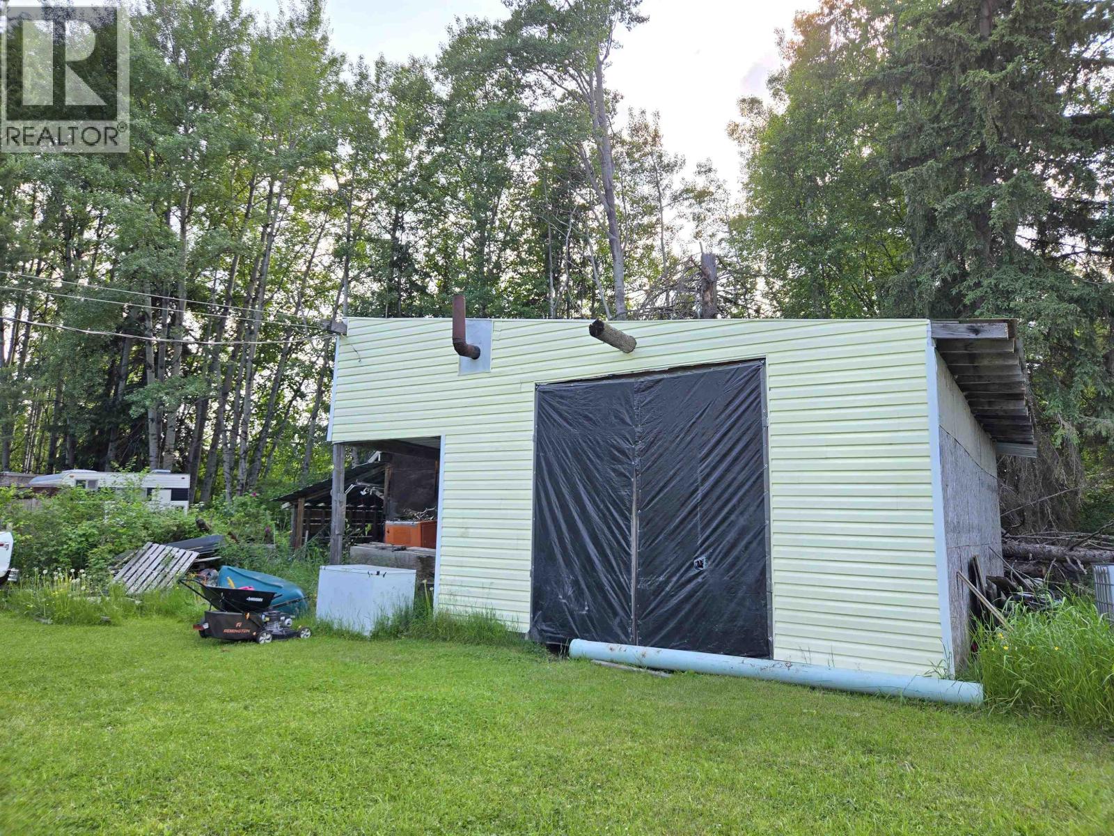 32585 Grant Road, Prince George, British Columbia  V2N 5Z7 - Photo 31 - R3017713