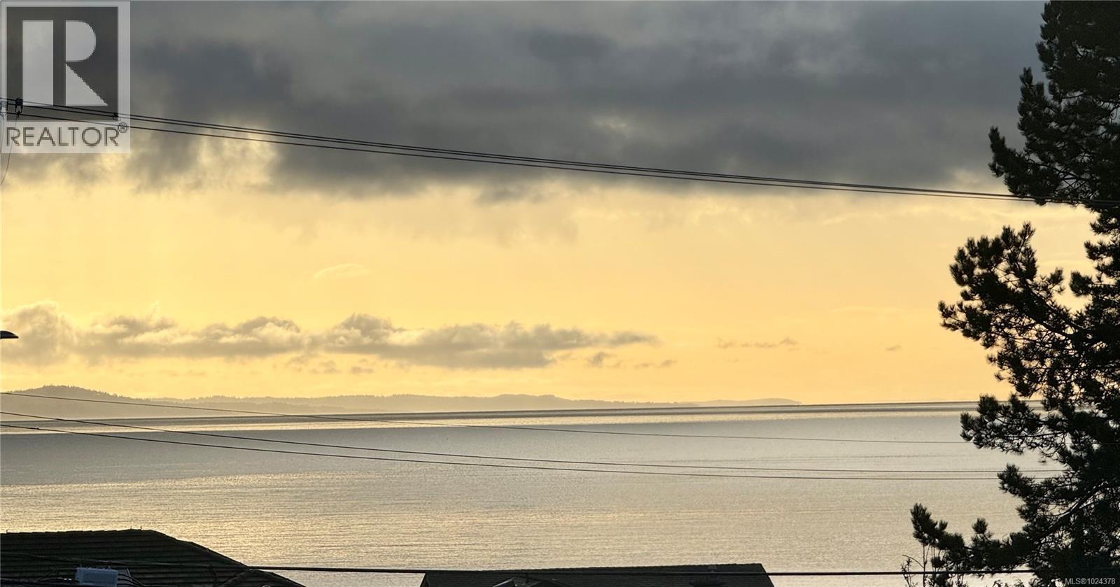 306 990 Doumac Ave, Saanich, British Columbia V8Y 1M4 - Photo 4 - 1024378