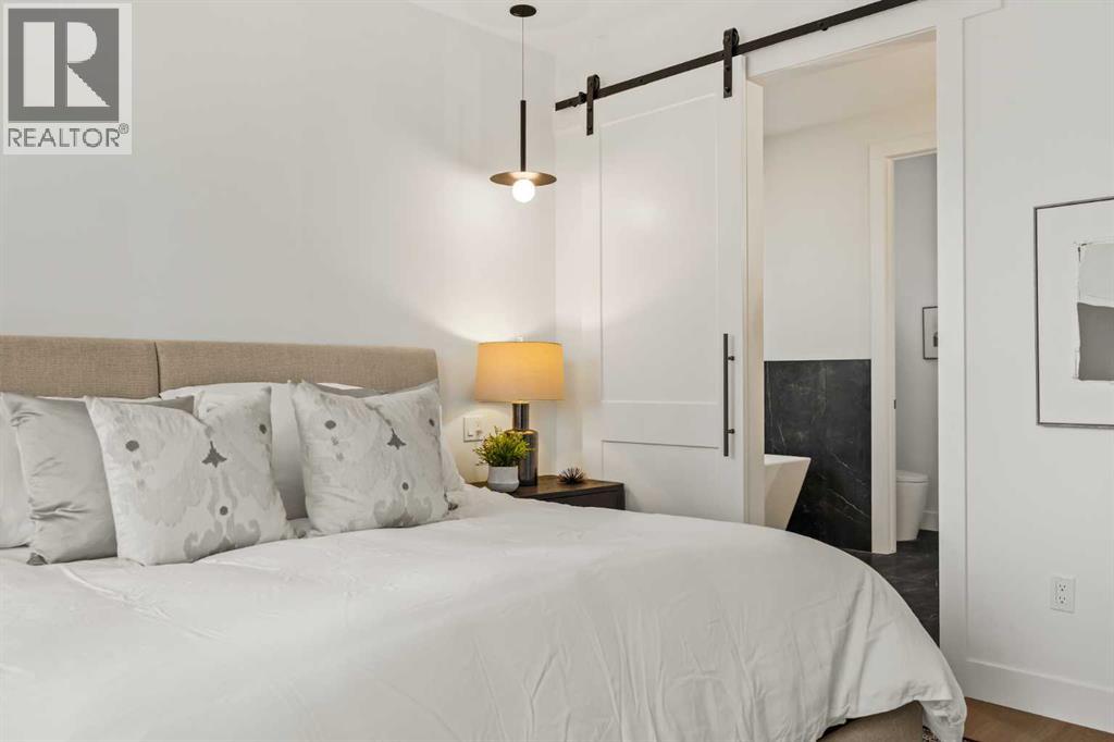 2041 47 Avenue Sw, Calgary, Alberta  T2T 2S7 - Photo 25 - A2279392