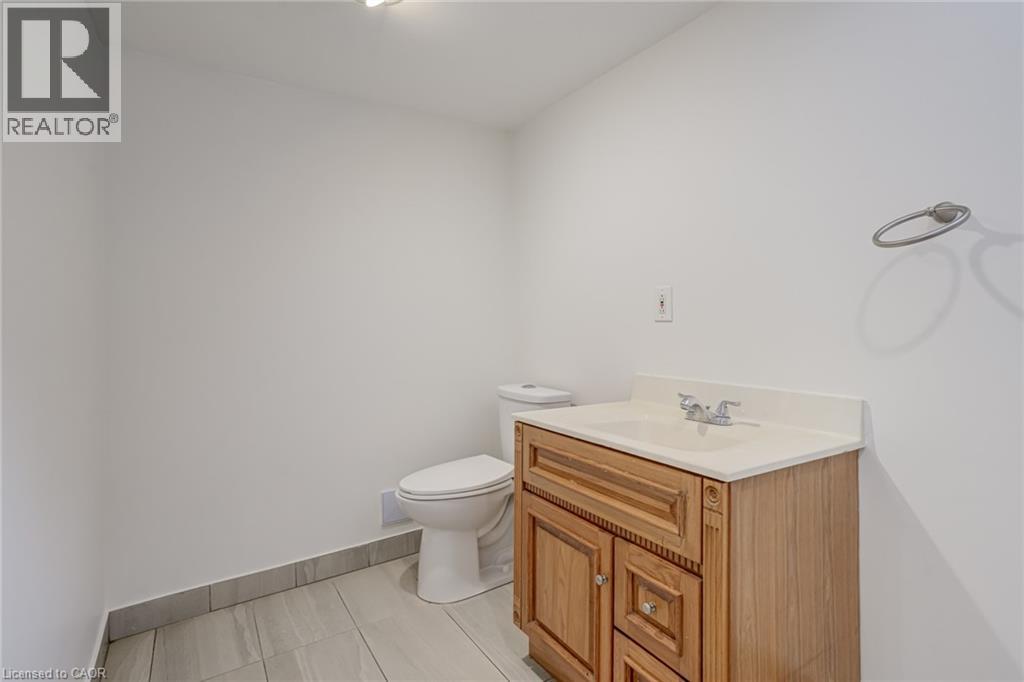 2322 Redfern Road, Burlington, Ontario  L7R 1X3 - Photo 43 - 40799040