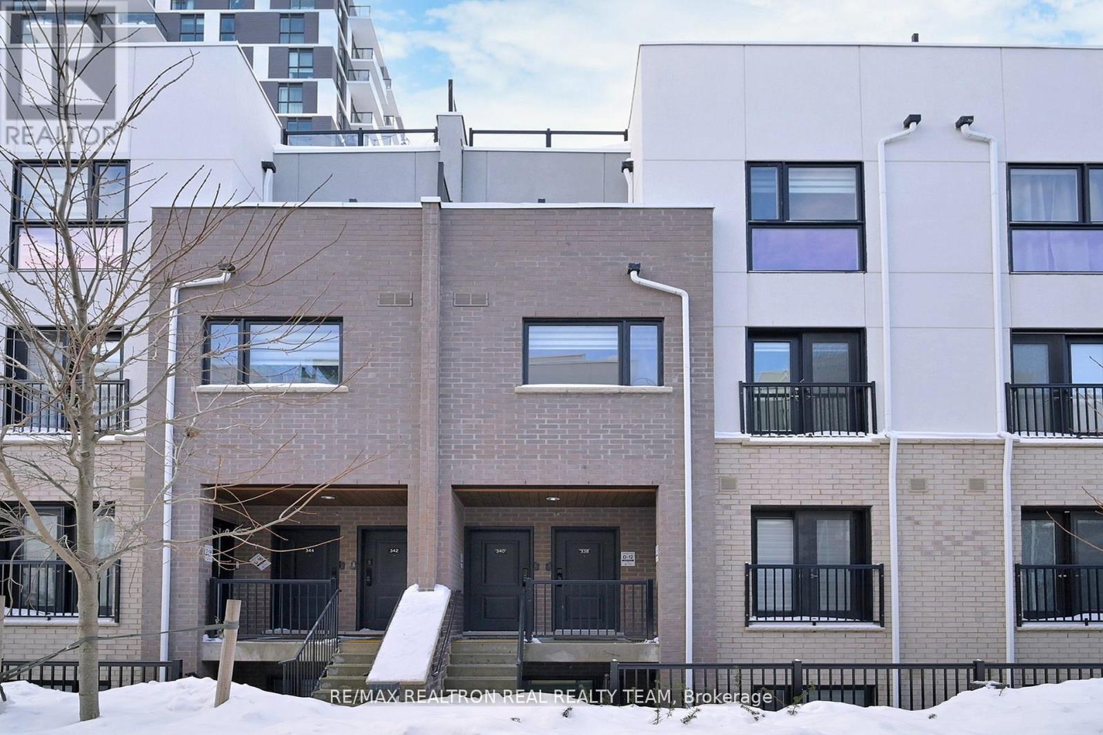 338 - 349 WHEAT BOOM DRIVE, Oakville, Ontario