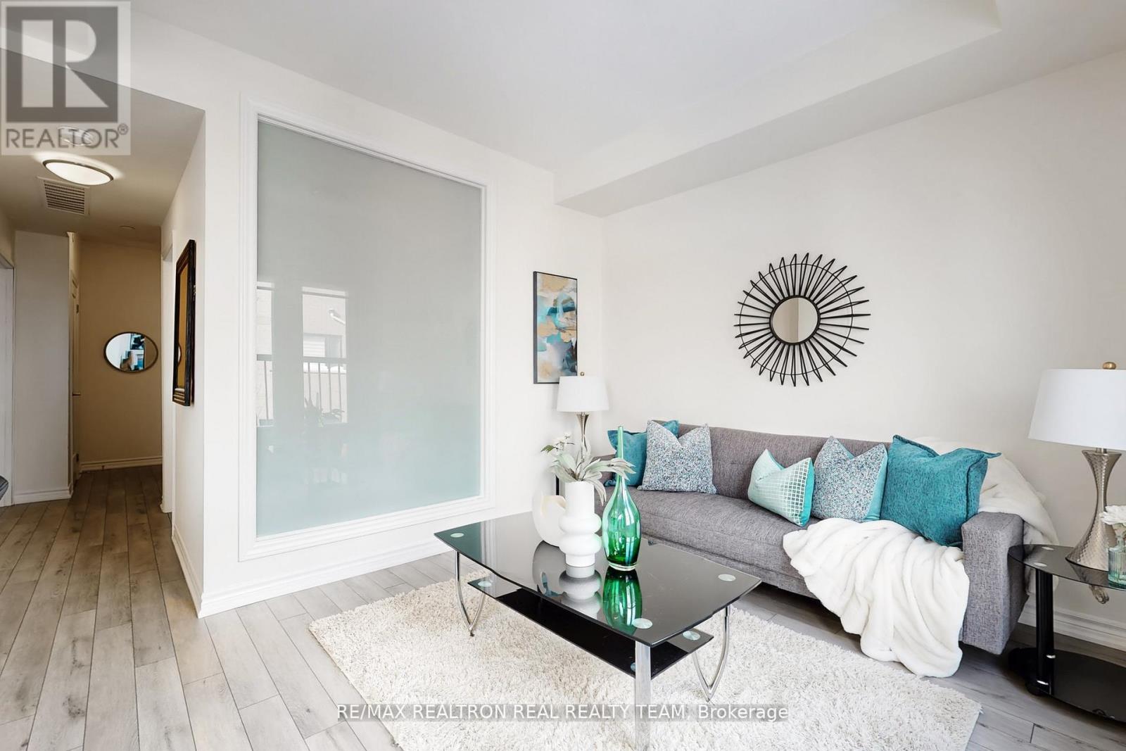 338 - 349 Wheat Boom Drive, Oakville, Ontario  L6H 7X5 - Photo 6 - W12849756