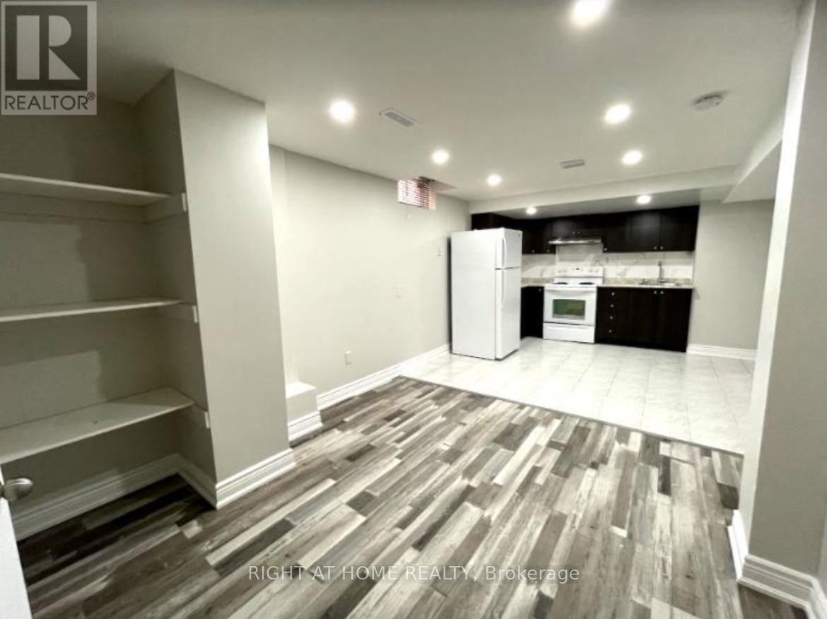 Lower - 88 Hudson Drive, Brampton, Ontario  L6Y 4K8 - Photo 5 - W12849798