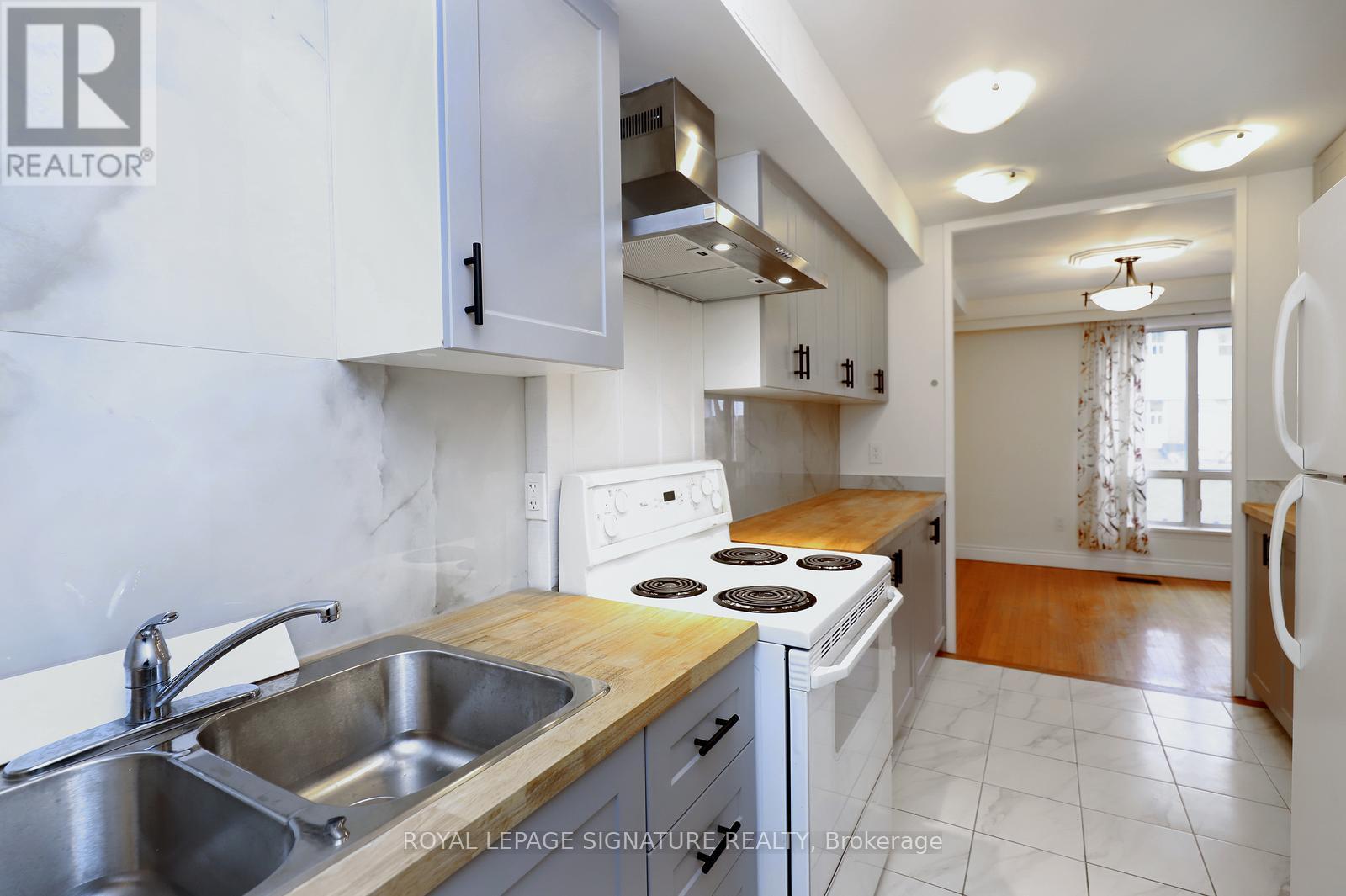 20 - 160 Carsbrooke Road, Toronto, Ontario  M9C 1G9 - Photo 17 - W12849842