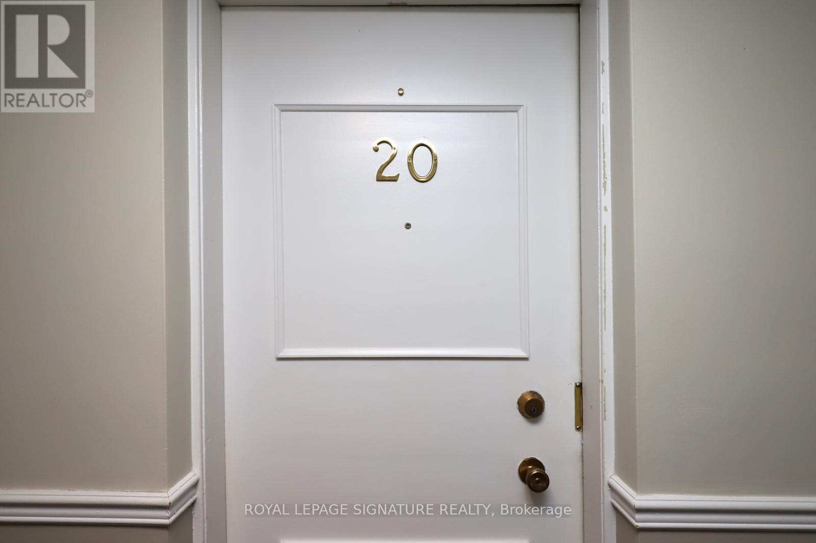 20 - 160 Carsbrooke Road, Toronto, Ontario  M9C 1G9 - Photo 2 - W12849842