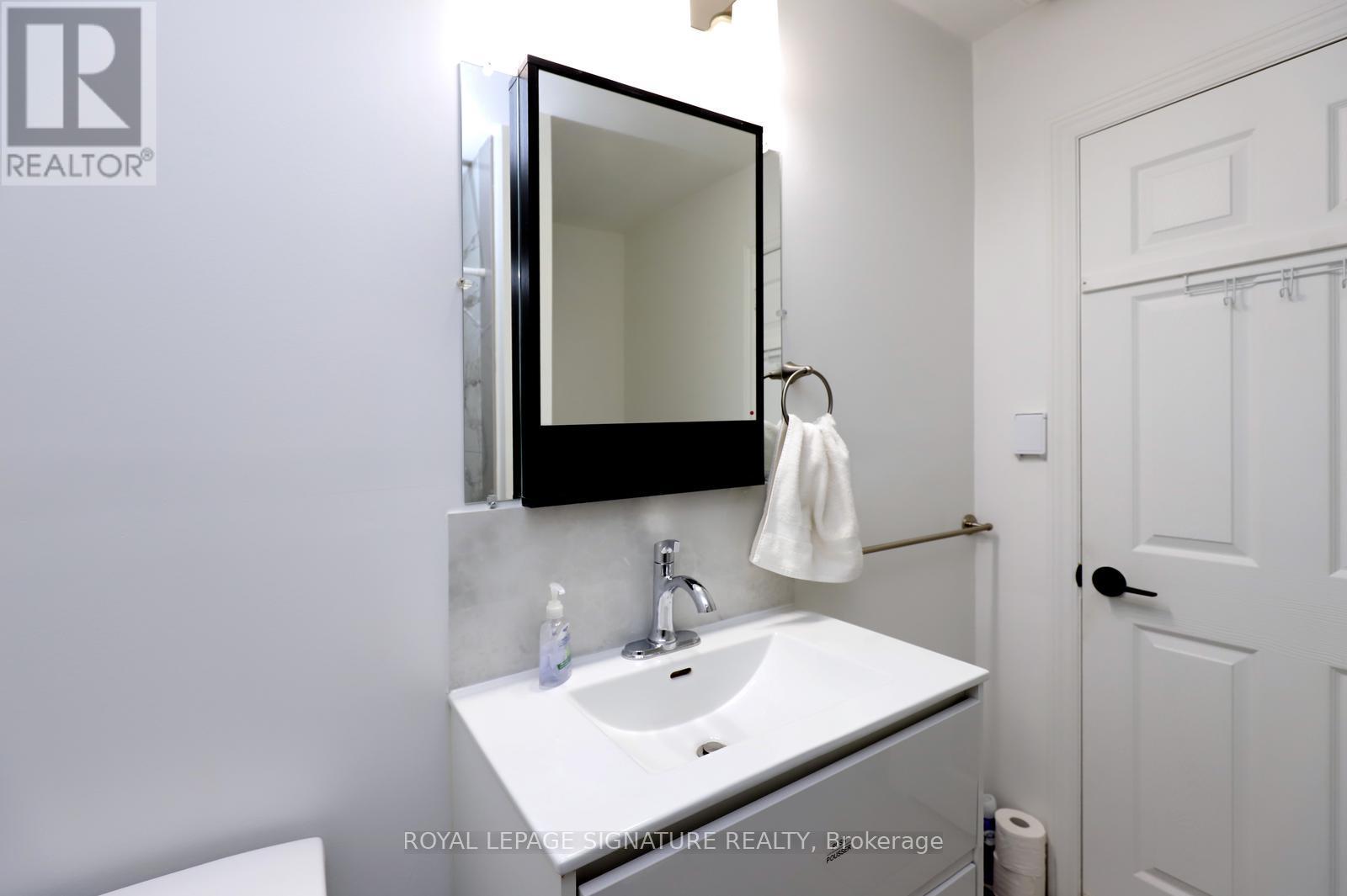 20 - 160 Carsbrooke Road, Toronto, Ontario  M9C 1G9 - Photo 29 - W12849842