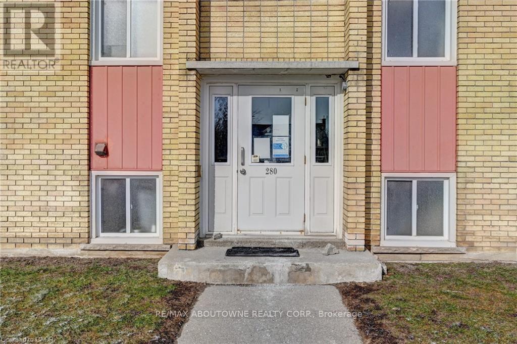 B5 - 280 Sydney Street S, Kitchener, Ontario  N2G 3V9 - Photo 3 - X12849736