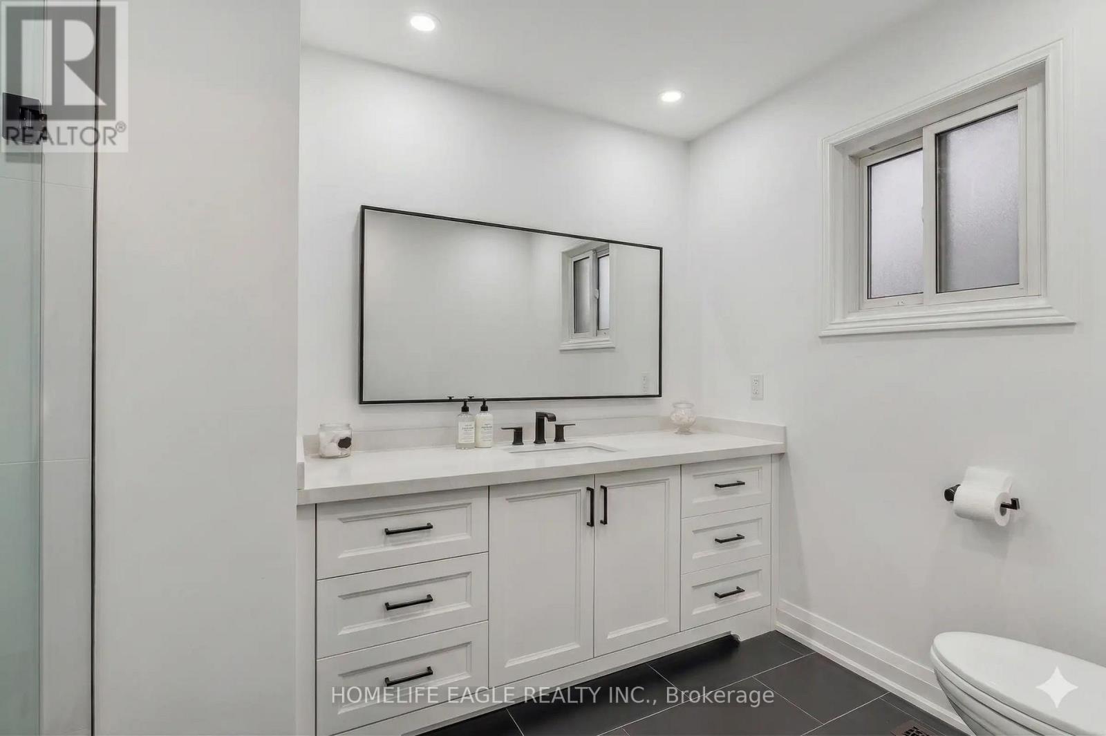 26 Whitetail Court, Vaughan (East Woodbridge), Ontario  L4L 5K9 - Photo 26 - N12849022