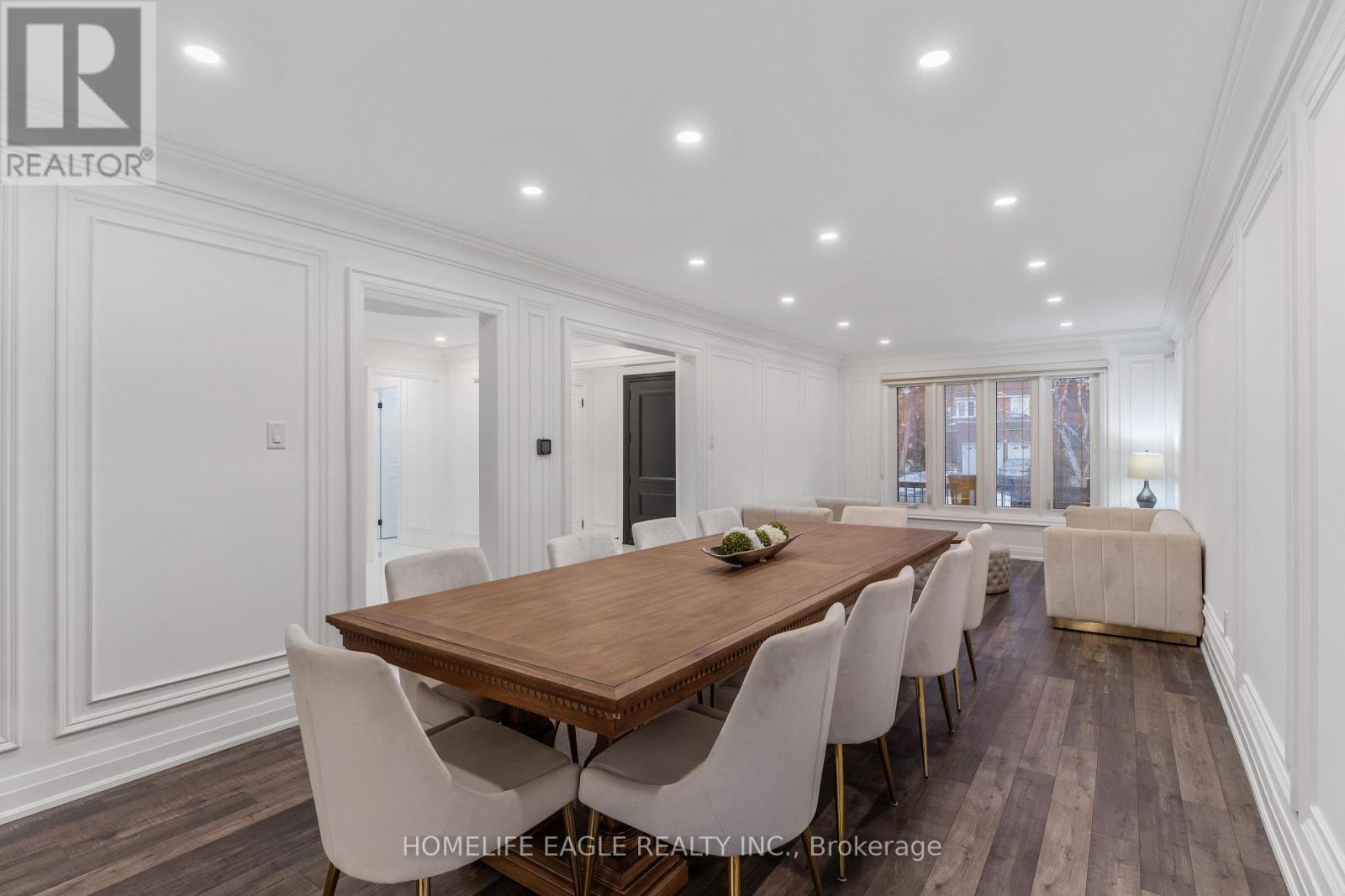 26 Whitetail Court, Vaughan (East Woodbridge), Ontario  L4L 5K9 - Photo 6 - N12849022