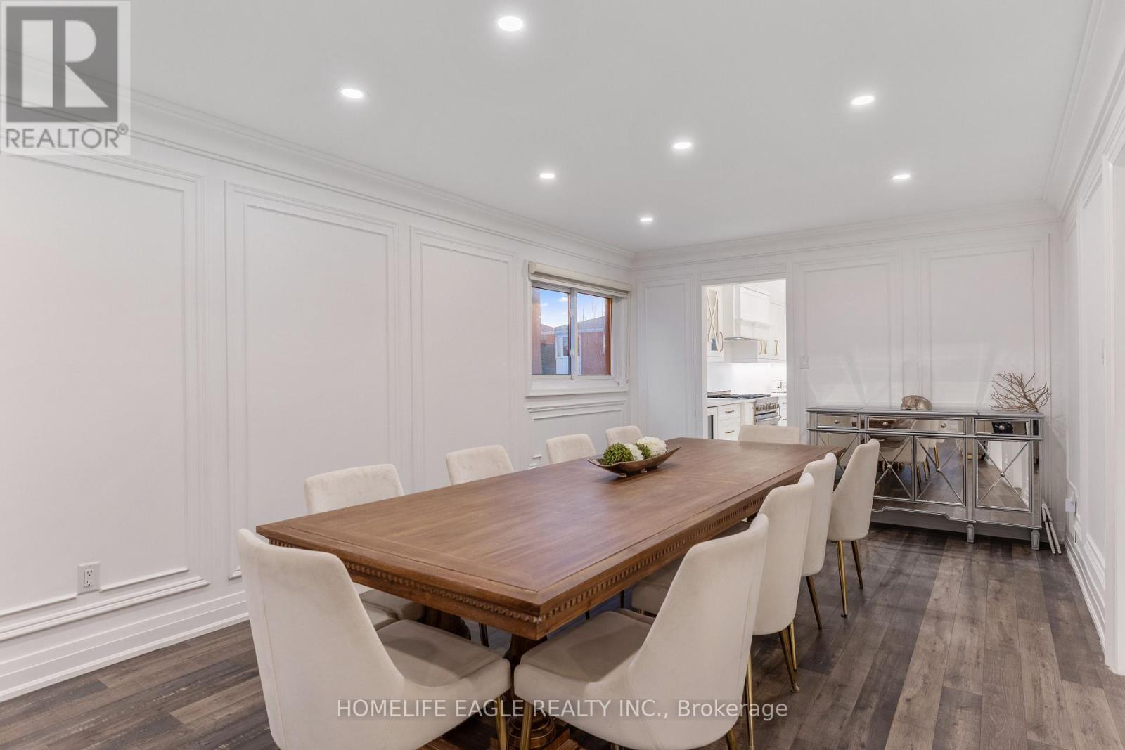 26 Whitetail Court, Vaughan (East Woodbridge), Ontario  L4L 5K9 - Photo 7 - N12849022