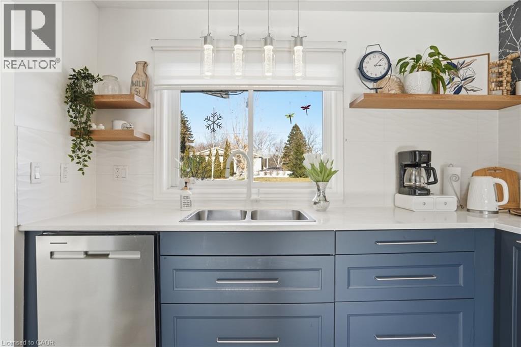 81 Thomson Drive, Waterdown, Ontario  L8B 0G5 - Photo 16 - 40809930