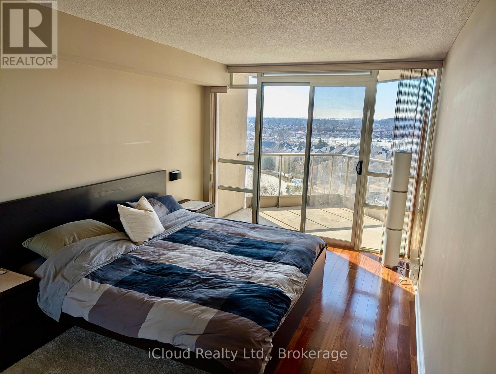 1003 - 45 Kingsbridge Garden Circle, Mississauga, Ontario  L5R 3K4 - Photo 10 - W12849196