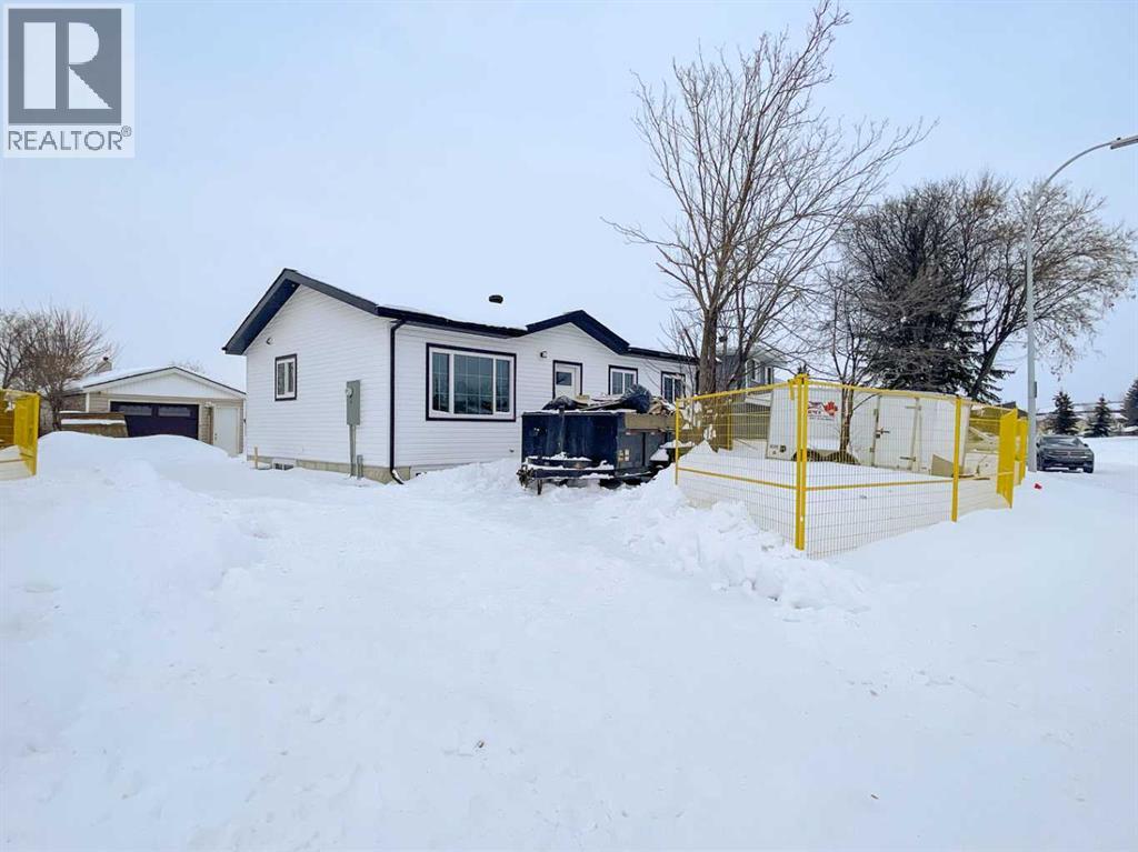 161 Deep Road, Fort Mcmurray, Alberta  T9K 1B7 - Photo 1 - A2290089