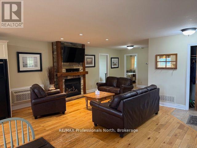 126-5 - 1052 Rat Bay Road S, Lake Of Bays, Ontario  P0A 1H0 - Photo 10 - X12850002