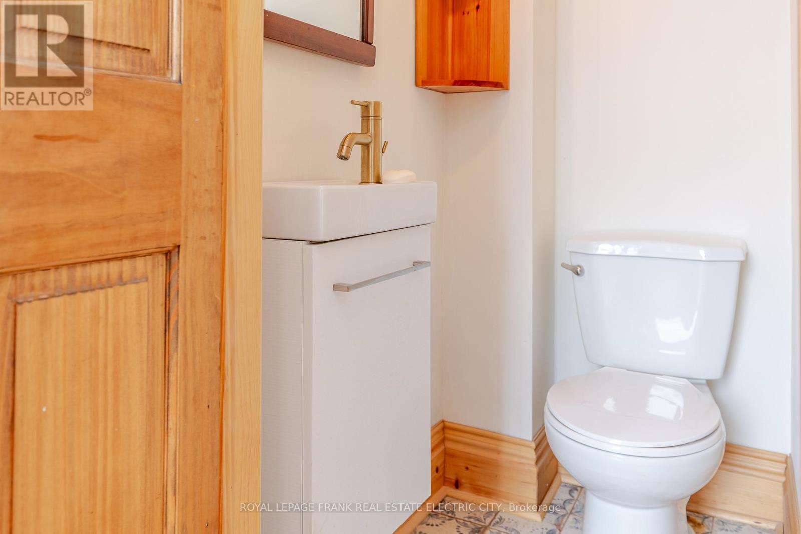 599 Homewood Avenue, Peterborough, Ontario  K9H 2N4 - Photo 15 - X12849974