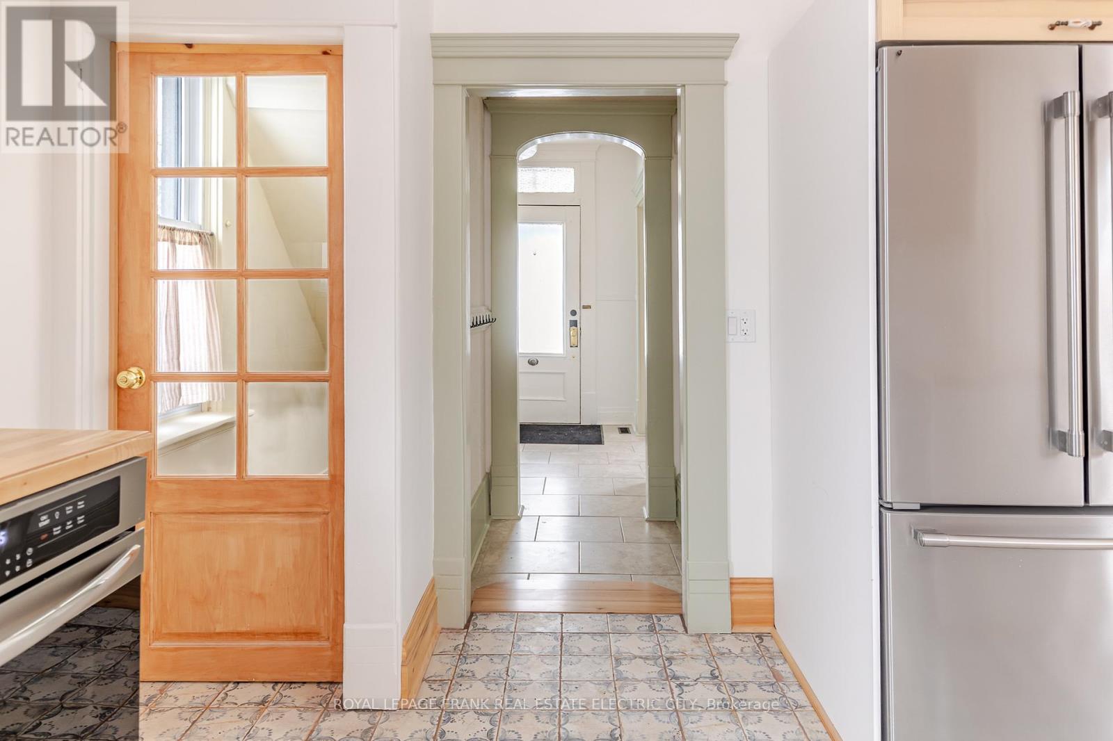 599 Homewood Avenue, Peterborough, Ontario  K9H 2N4 - Photo 17 - X12849974