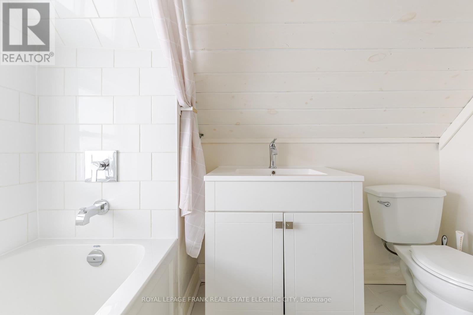 599 Homewood Avenue, Peterborough, Ontario  K9H 2N4 - Photo 39 - X12849974