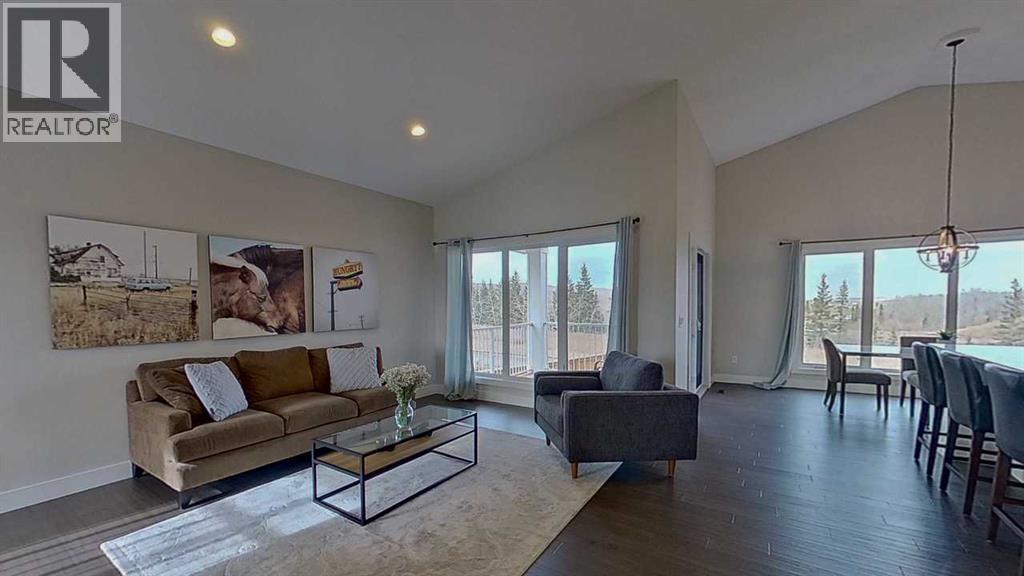 130 Riverwood Crescent Sw, Diamond Valley, Alberta  T0L 0H0 - Photo 3 - A2268597