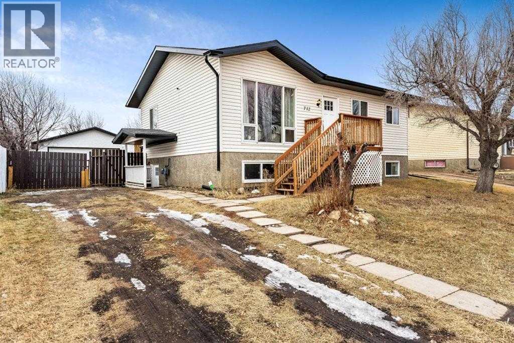 712 Madison Drive, Irricana, Alberta